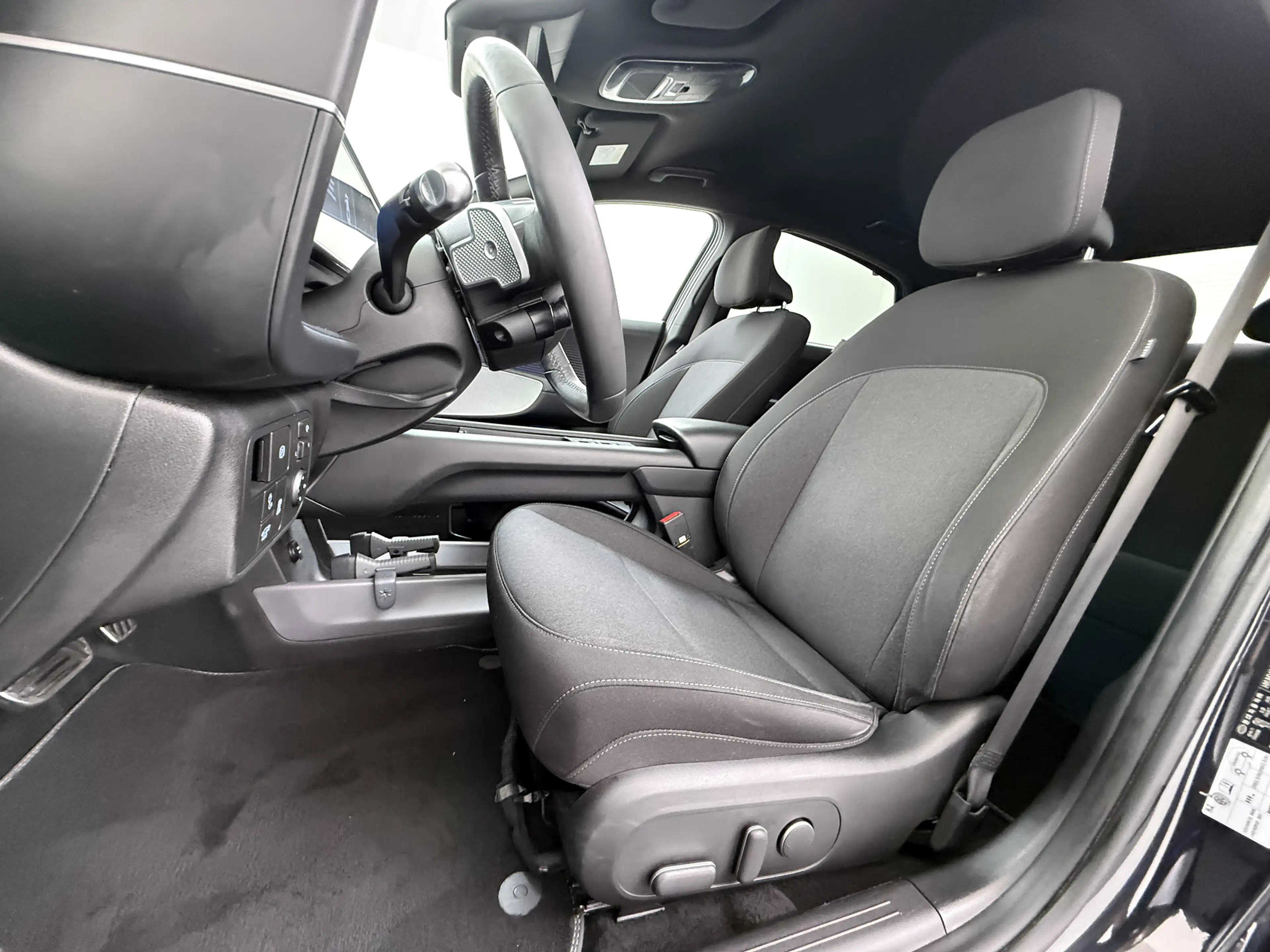 Hyundai IONIQ 6 77.4kWh 229PK Trekhaak SOH 100% Warmtepomp Adap.Cr — photo 11