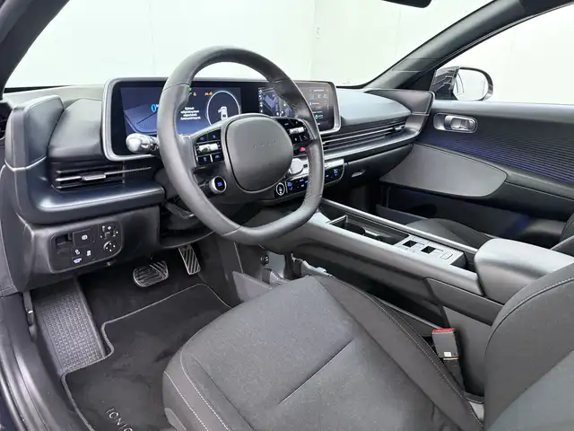 Hyundai Ioniq 6 view 10