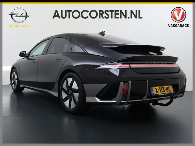 Hyundai Ioniq 6 view 2