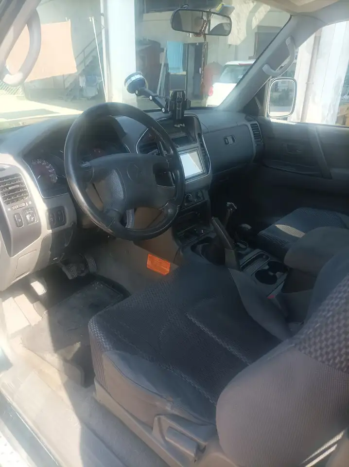 Mitsubishi Pajero Sport pajero v60 tre porte, foto 2