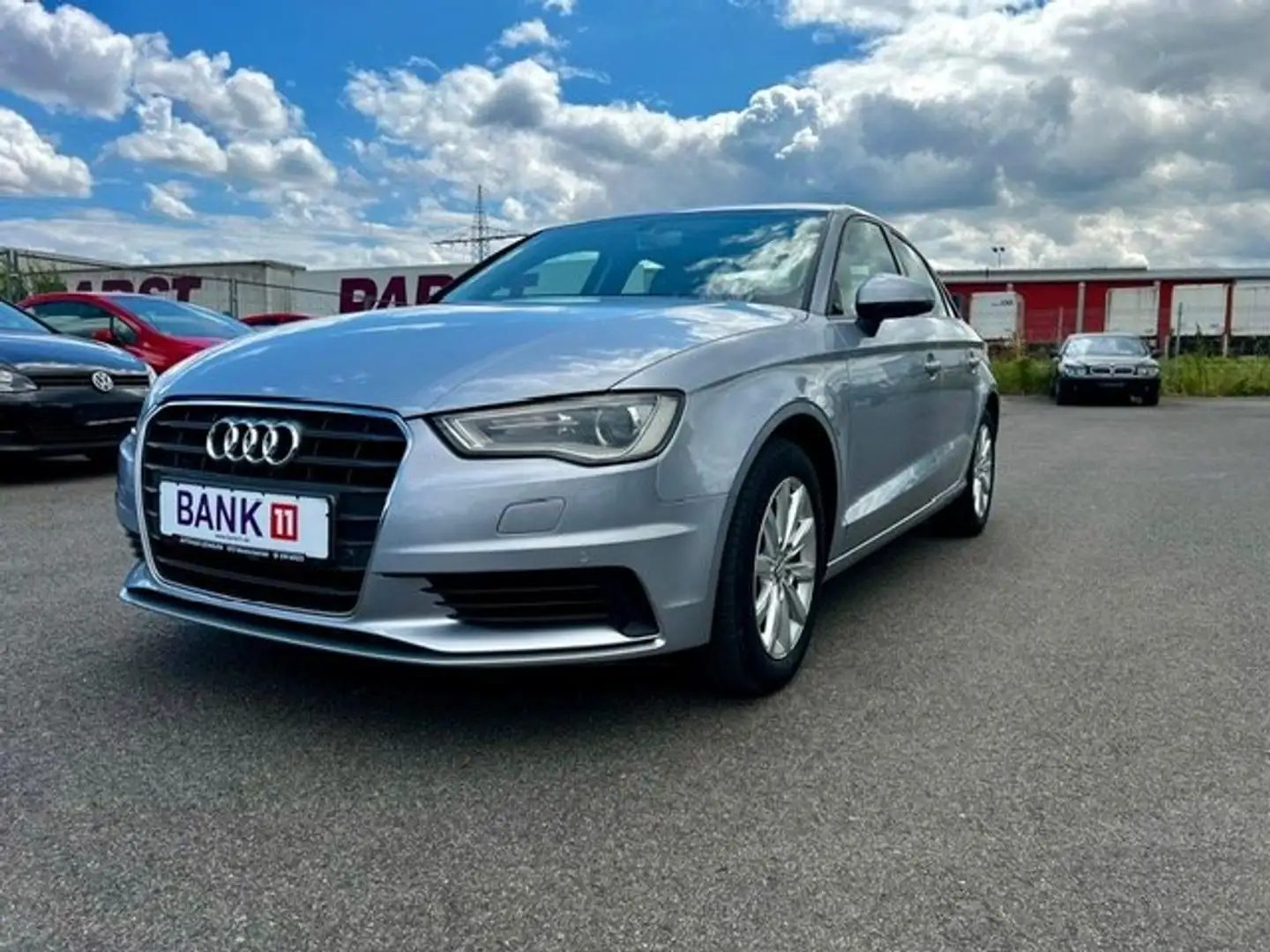 Audi A3 attraction ultra Grau - 1