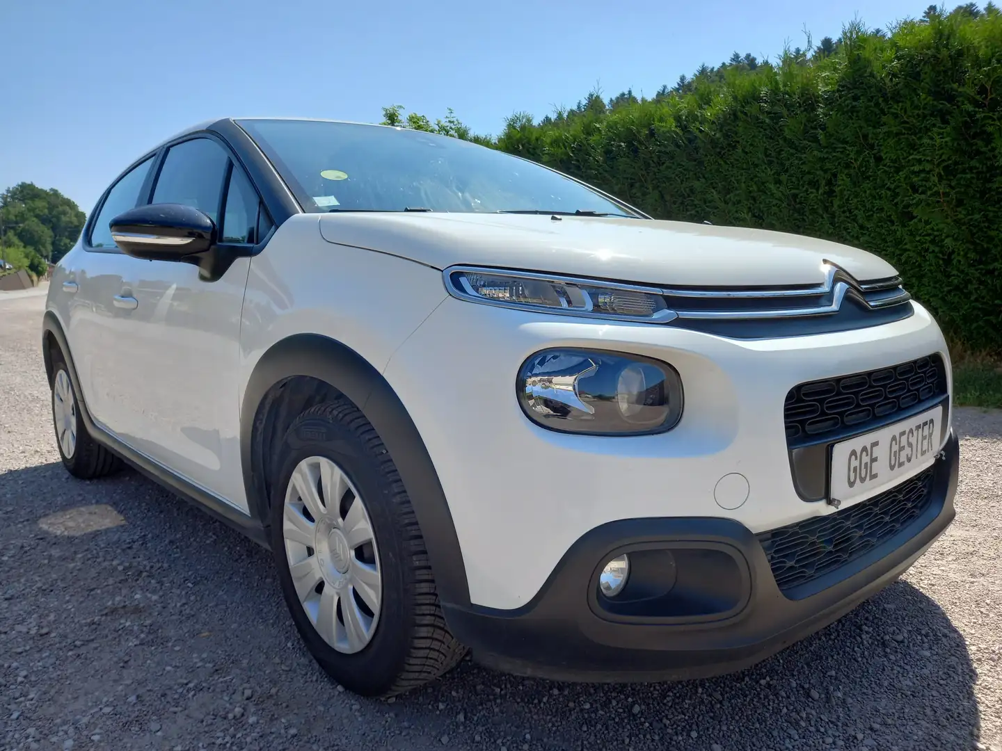Citroen C3 STE 1.5 BLUEHDI 100 FEEL NAV GPS 2 PLACES 44845 KM Blanc - 1
