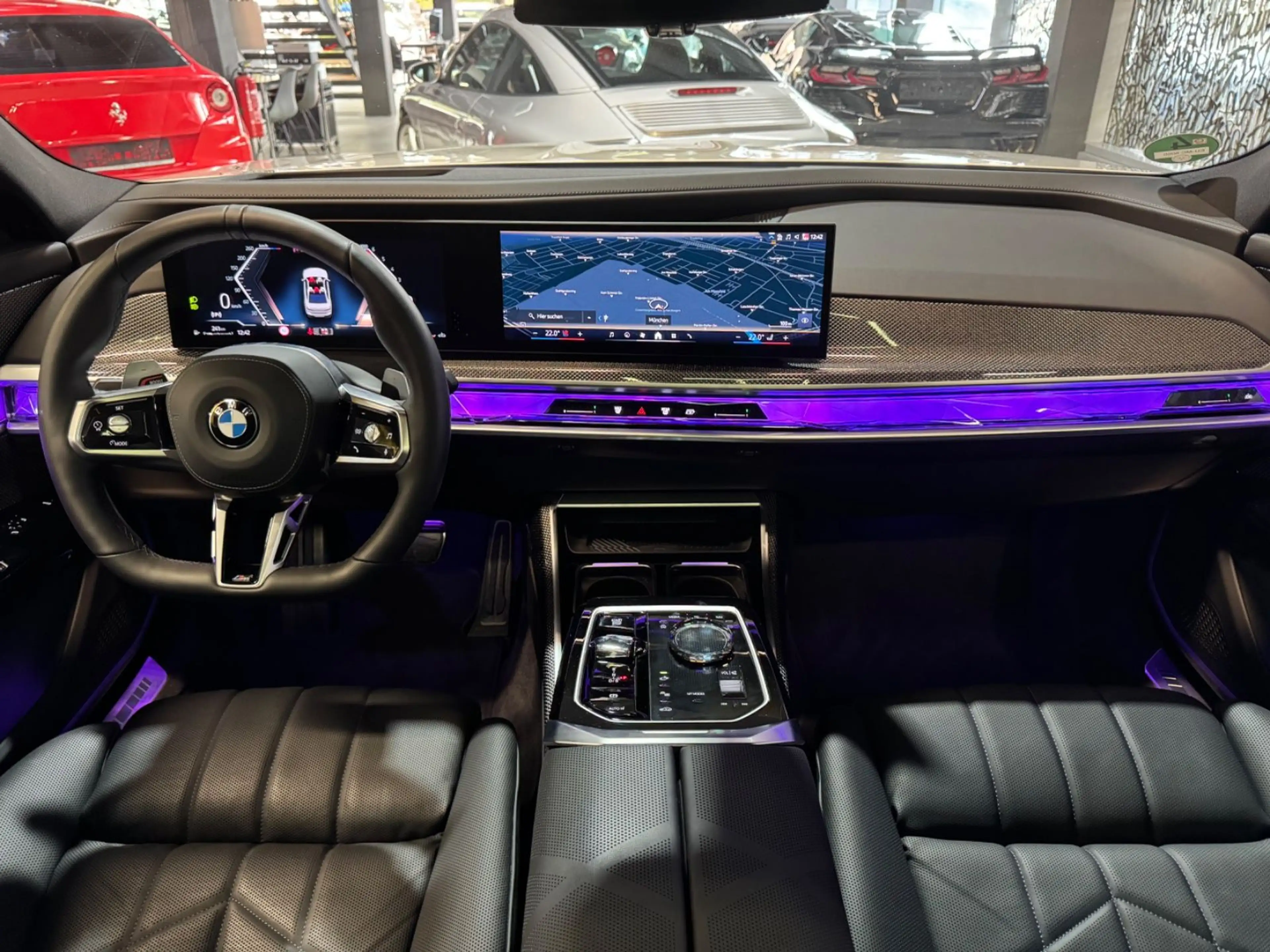BMW 740 d xD M Sport Pro HUD~BELÜFT~STANDH~SKY LOUNGE — photo 10