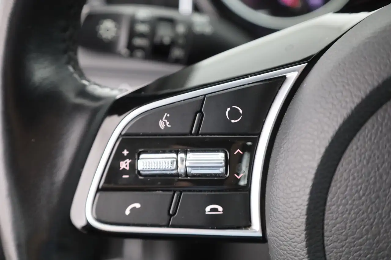 Kia X Ceed 1.4 T-GDI Vision Aut. LED Navi DAB Kamera, миниатюра 16