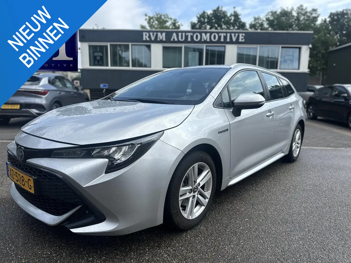 Toyota Corolla Touring Sports 1.8 Hybrid Active ORIG. NL. NAP KM. Grijs - 1