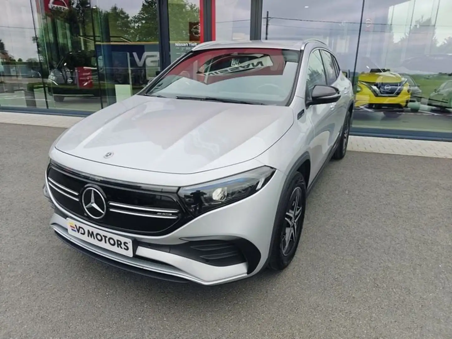 Mercedes-Benz EQA 250 AMG Line Argento - 1