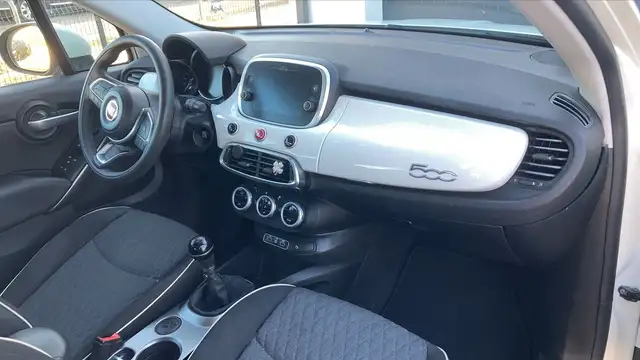 Fiat 500x view 10