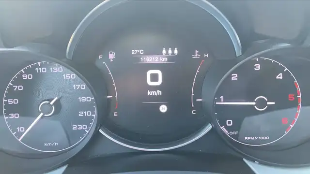 Fiat 500x view 12