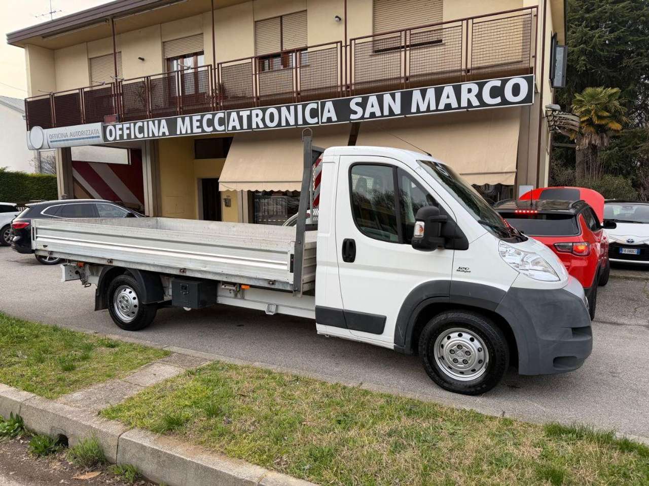 Fiat Ducato 2.3 120cv LH1 cassonato 420x210
