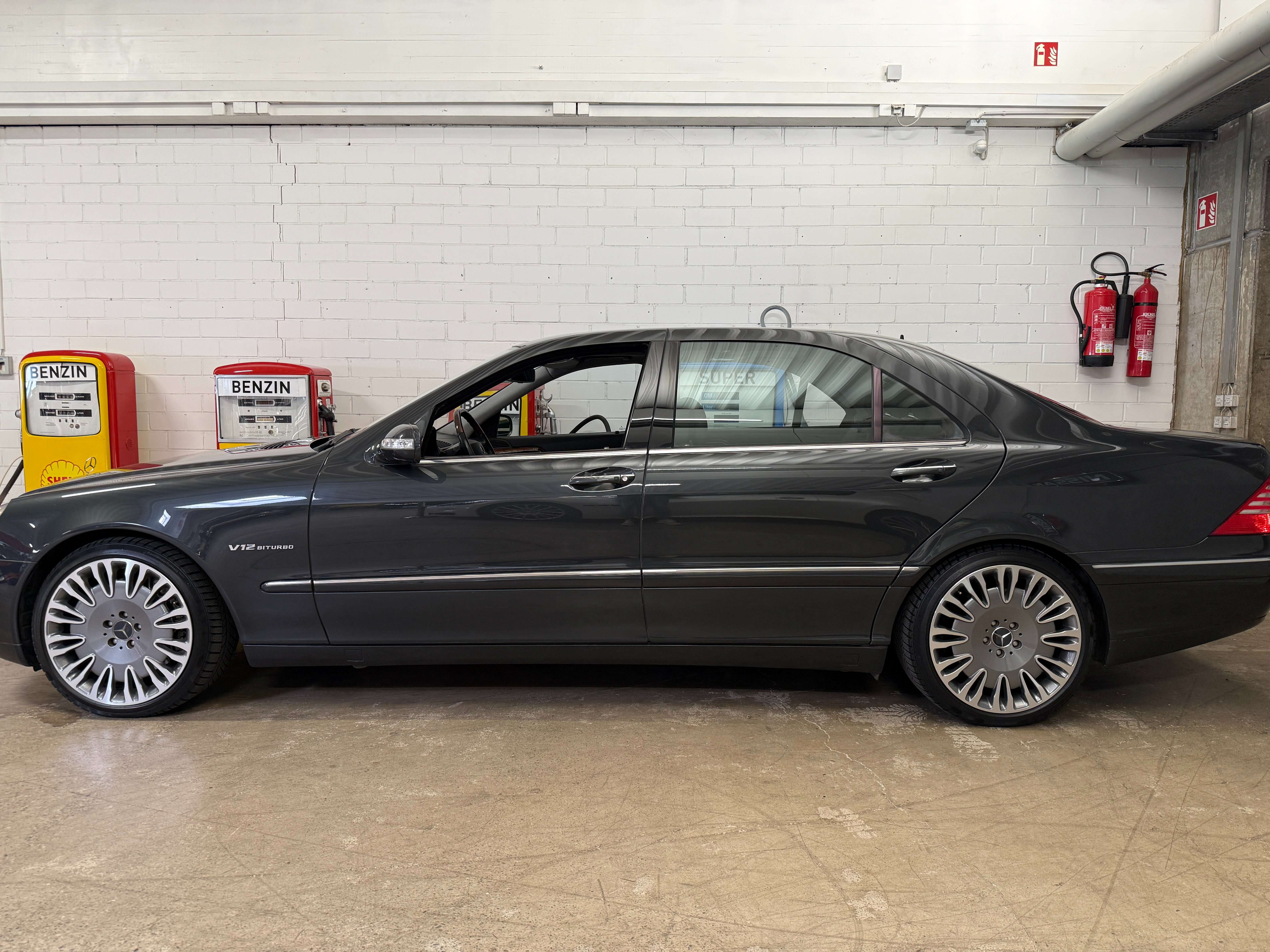 Mercedes-Benz S 600