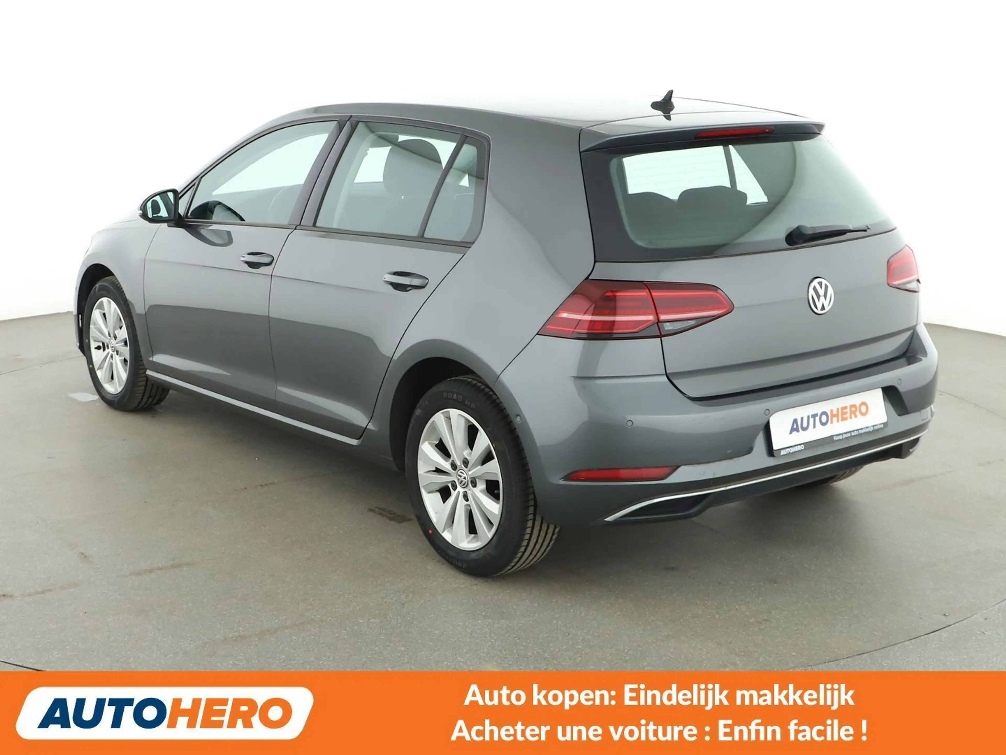 Volkswagen Golf 1.0 TSI Comfortline BlueMotion — photo 4