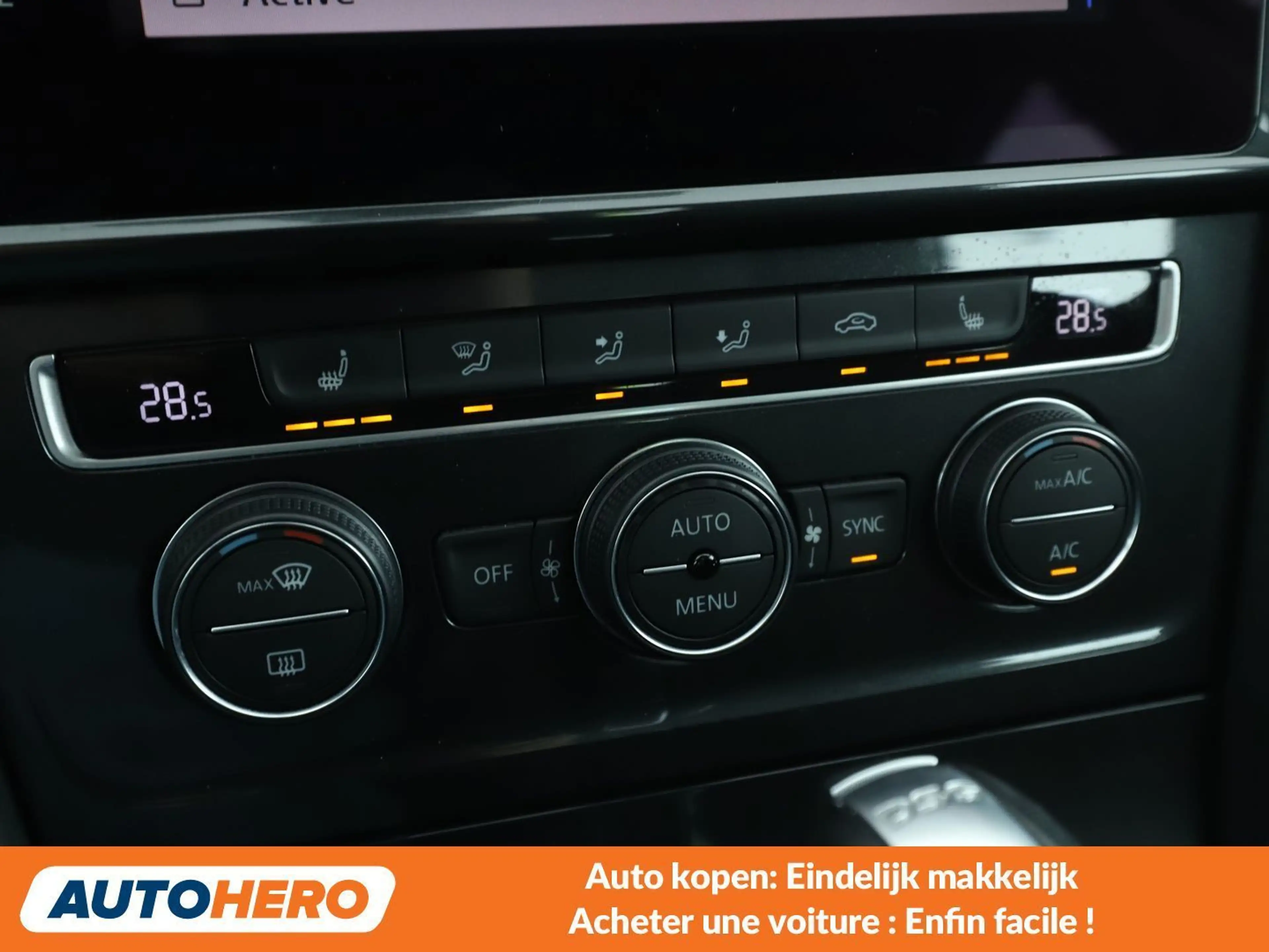 Volkswagen Golf 1.0 TSI Comfortline BlueMotion — photo 14