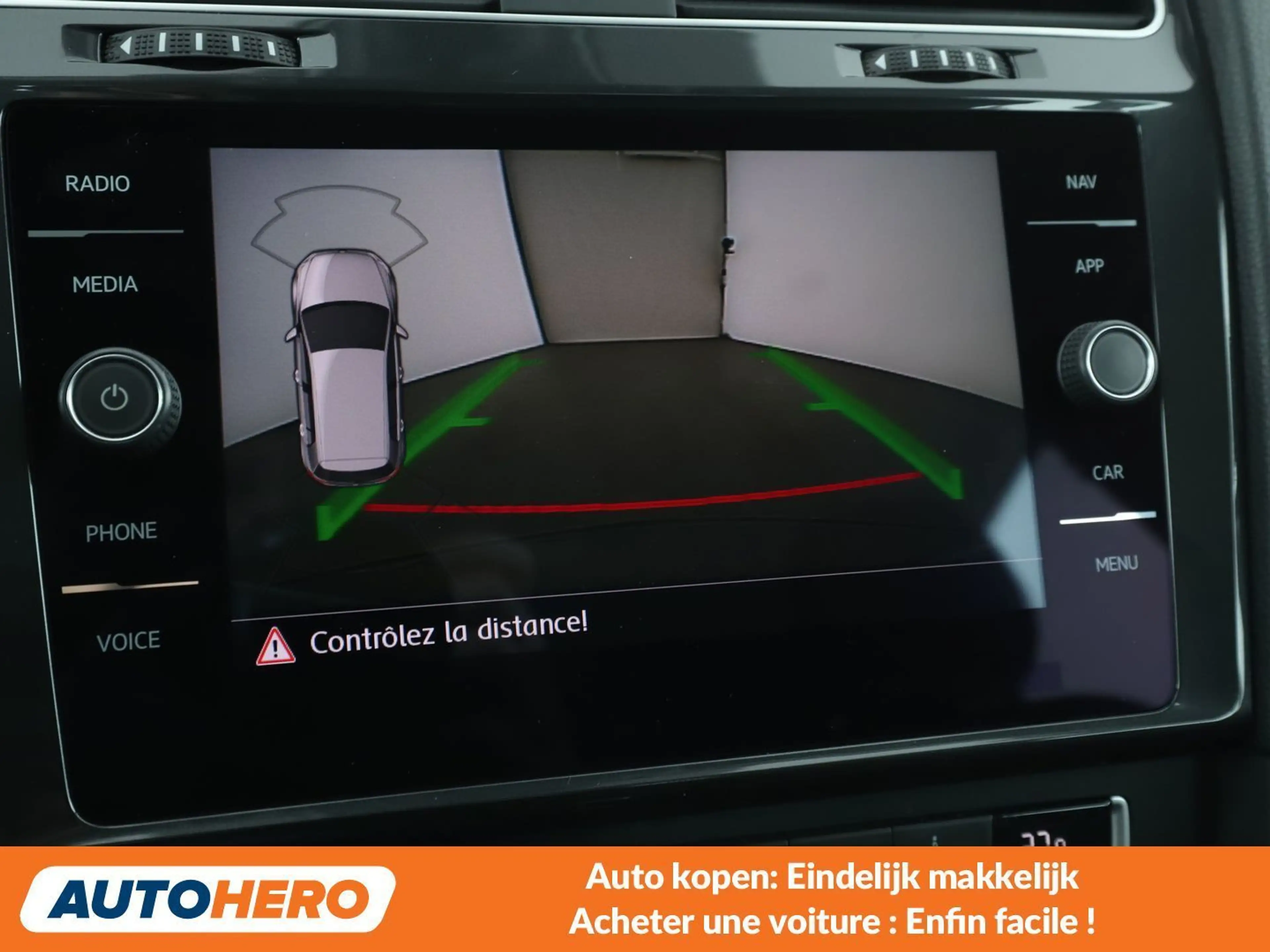 Volkswagen Golf 1.0 TSI Comfortline BlueMotion — photo 9