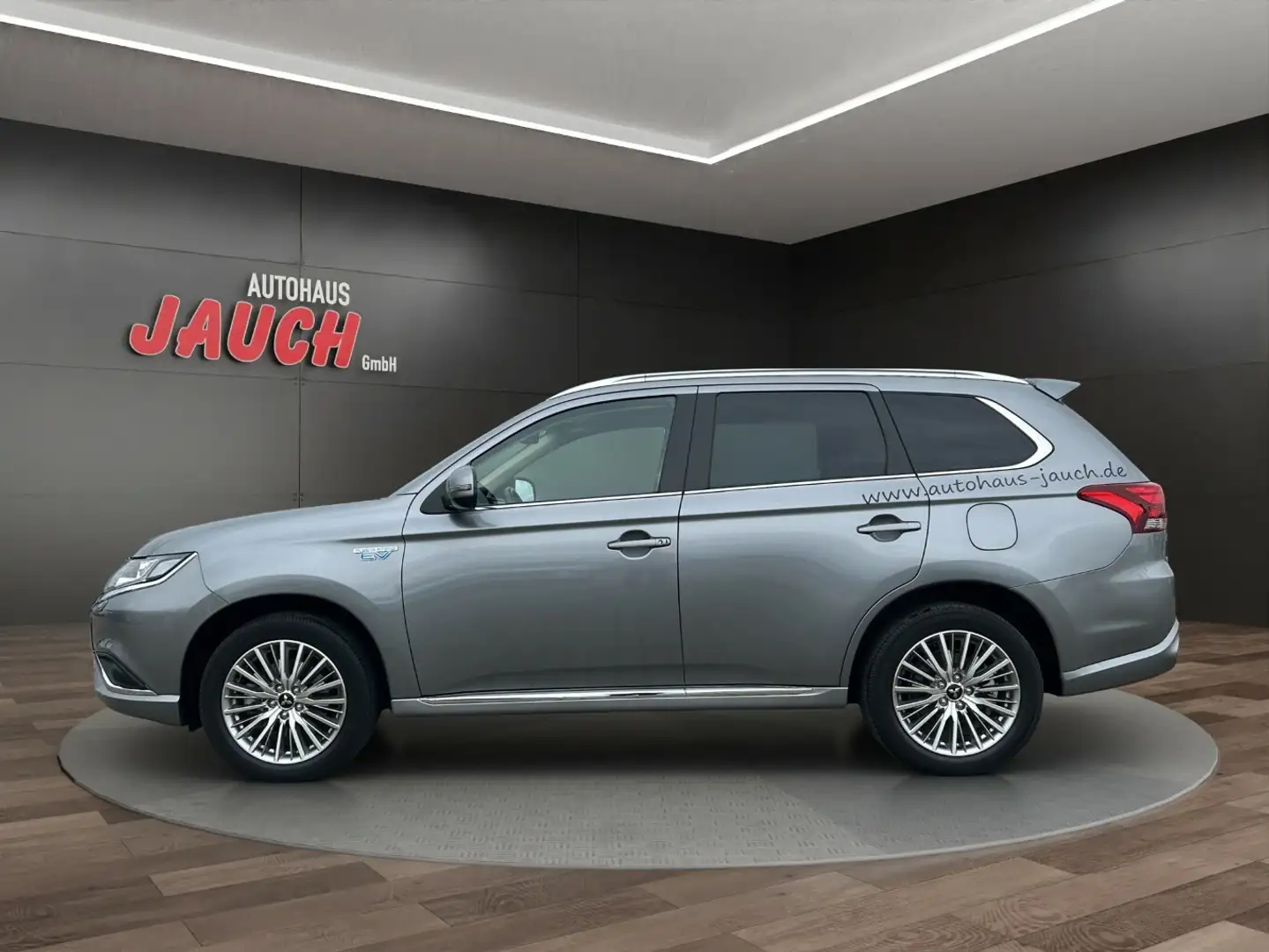 Mitsubishi Outlander Plug-in Hybrid Basis 2,4 Grigio - 2