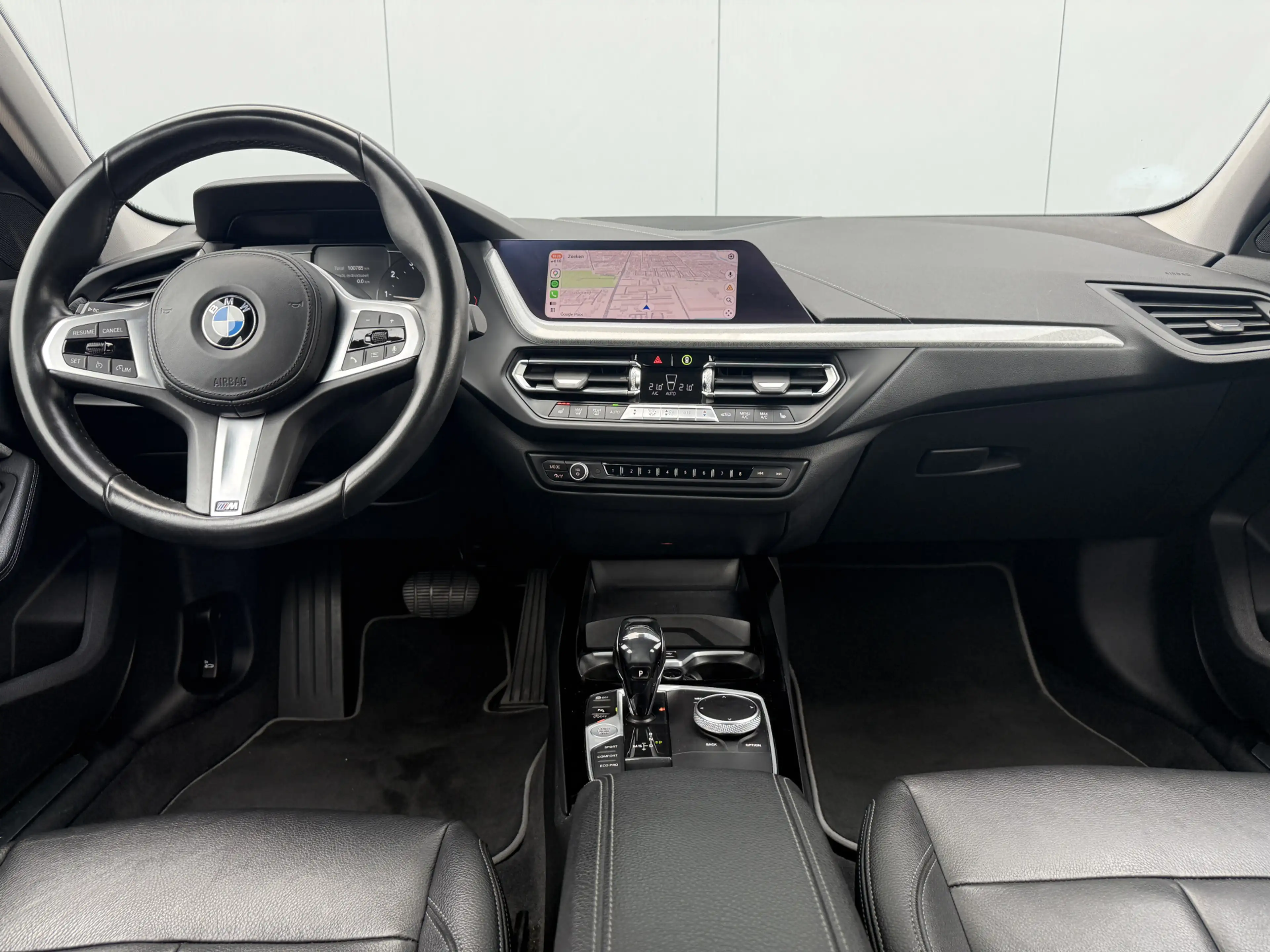 BMW 118 1-serie 118i High Executive Automaat/Pano/Apple Ca — photo 2