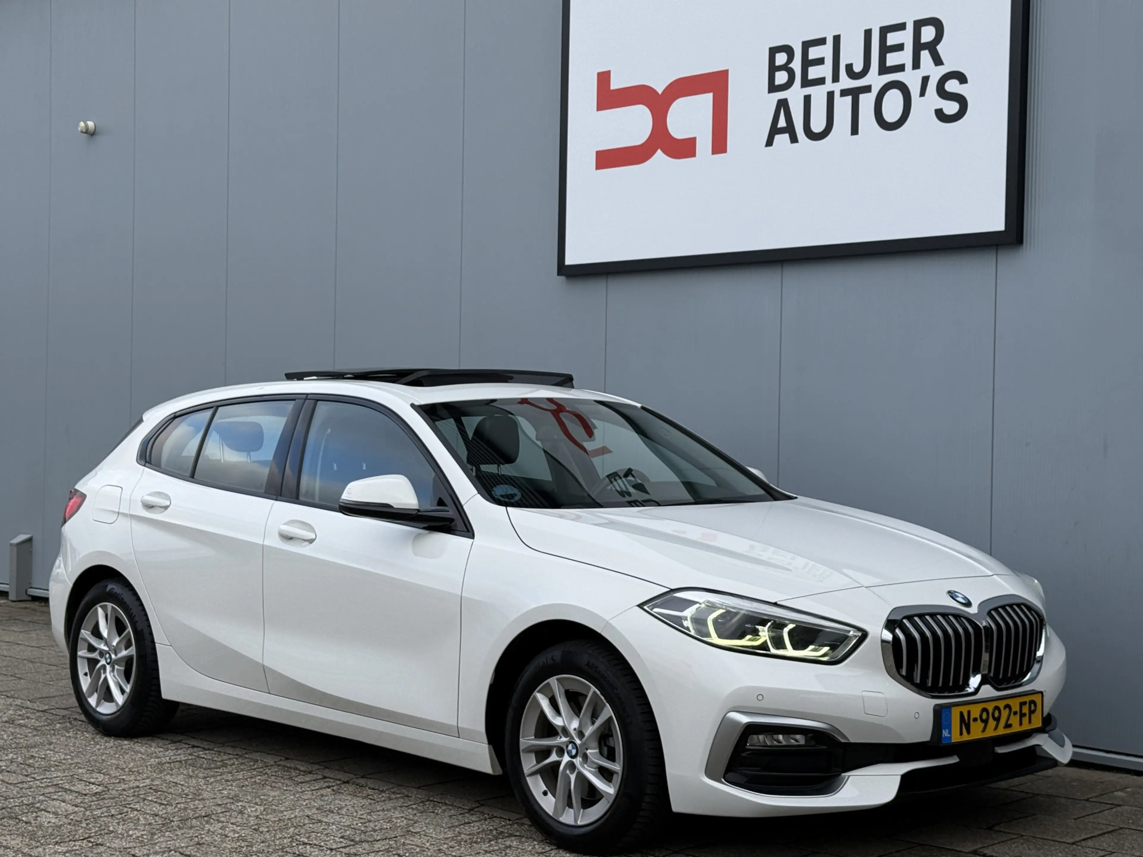 BMW 118 1-serie 118i High Executive Automaat/Pano/Apple Ca — photo 7