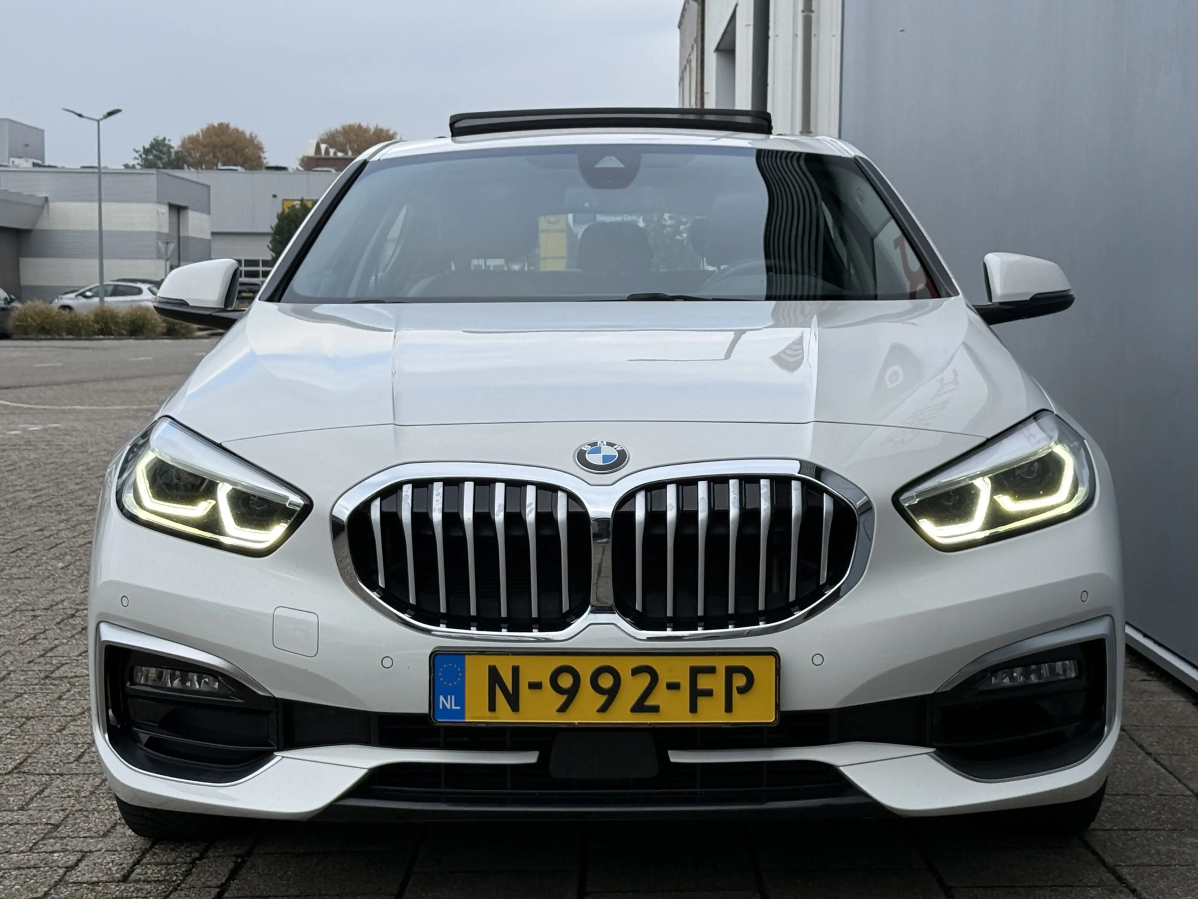 BMW 118 1-serie 118i High Executive Automaat/Pano/Apple Ca — photo 24