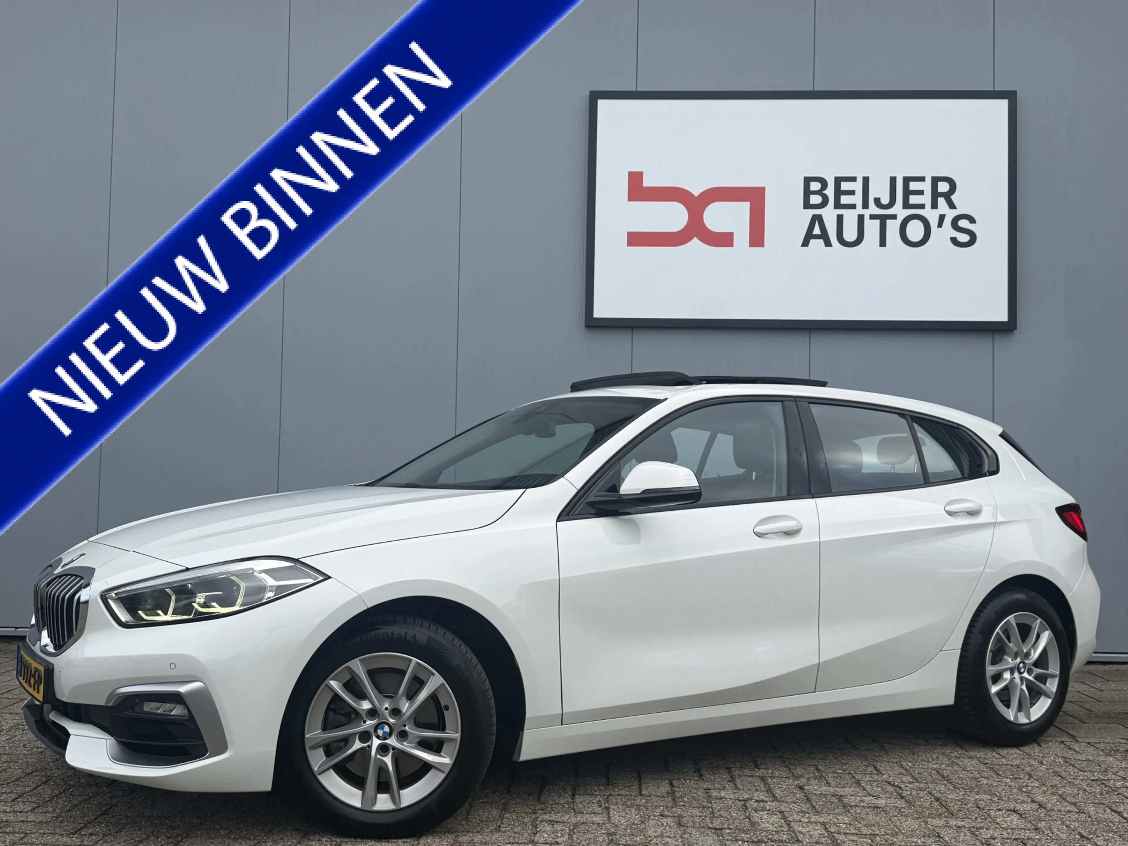 BMW 118 1-serie 118i High Executive Automaat/Pano/Apple Ca