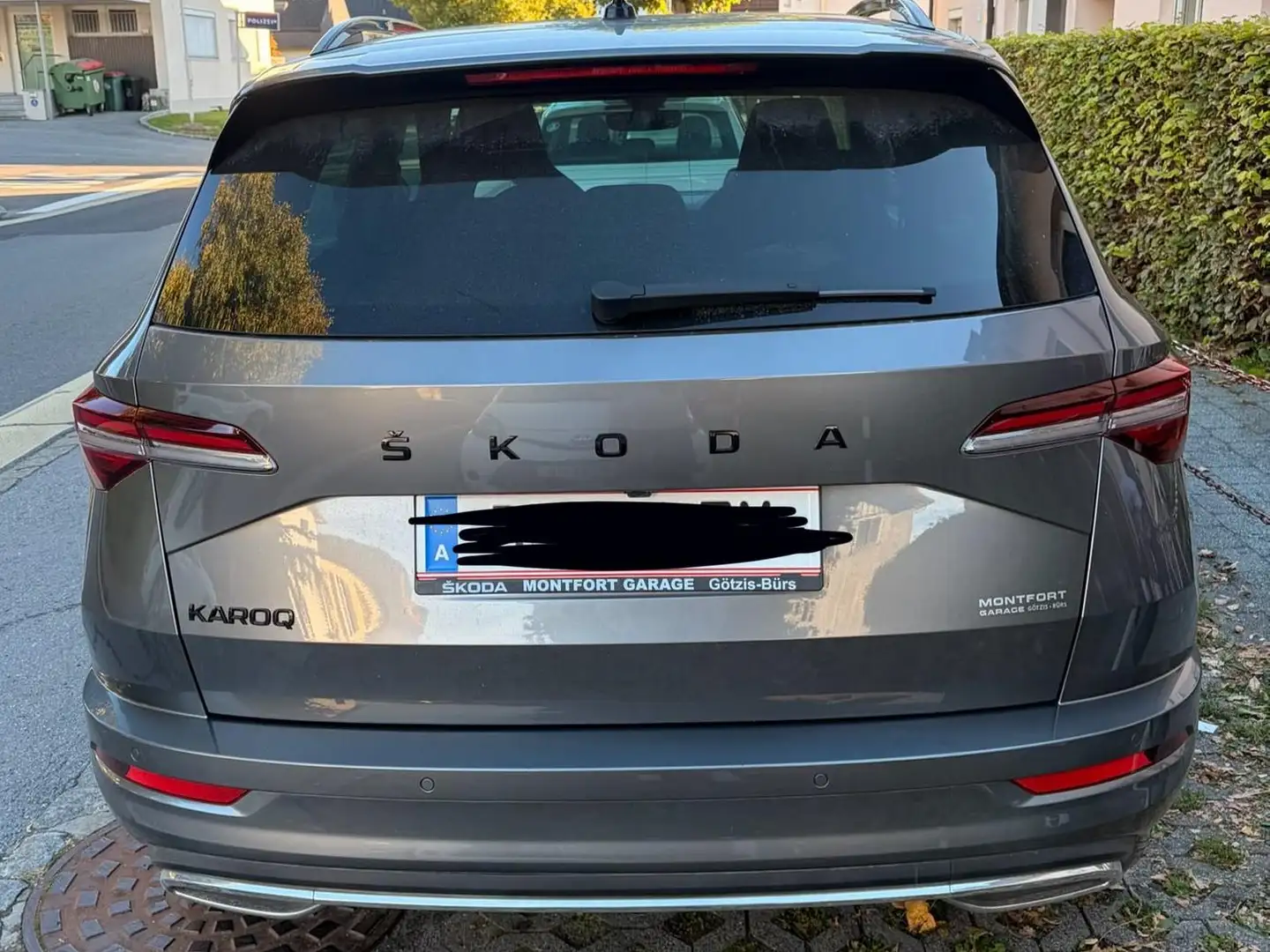 Skoda Karoq Karoq 1,5 TSI ACT DSG Sportline Sportline Grau - 2