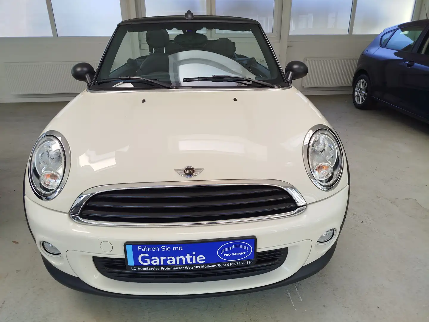 MINI One Cabrio One Weiß - 1