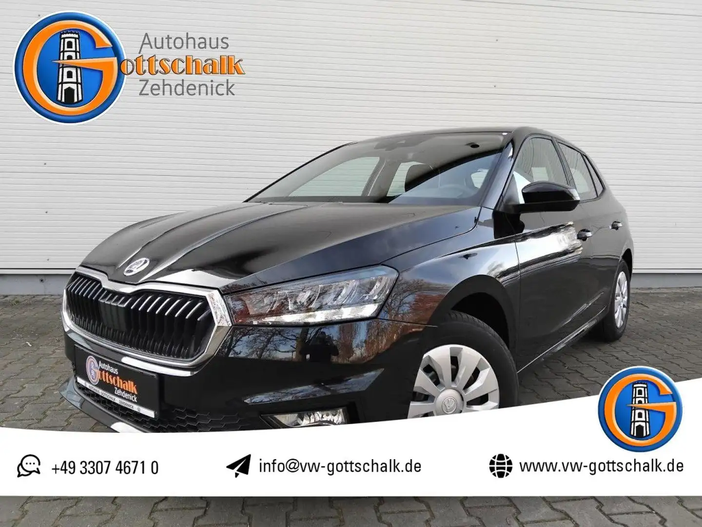 Skoda Fabia 1.0 TSI Essence LED PDC Shz Nsw App Conect Zwart - 1