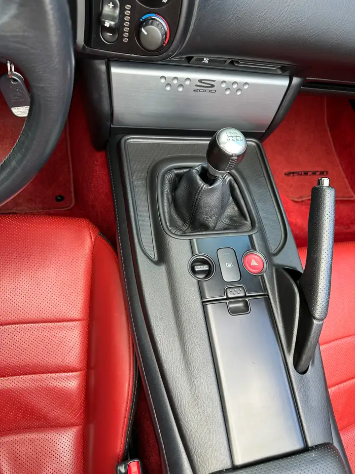 Honda S 2000 photo Honda S 2000