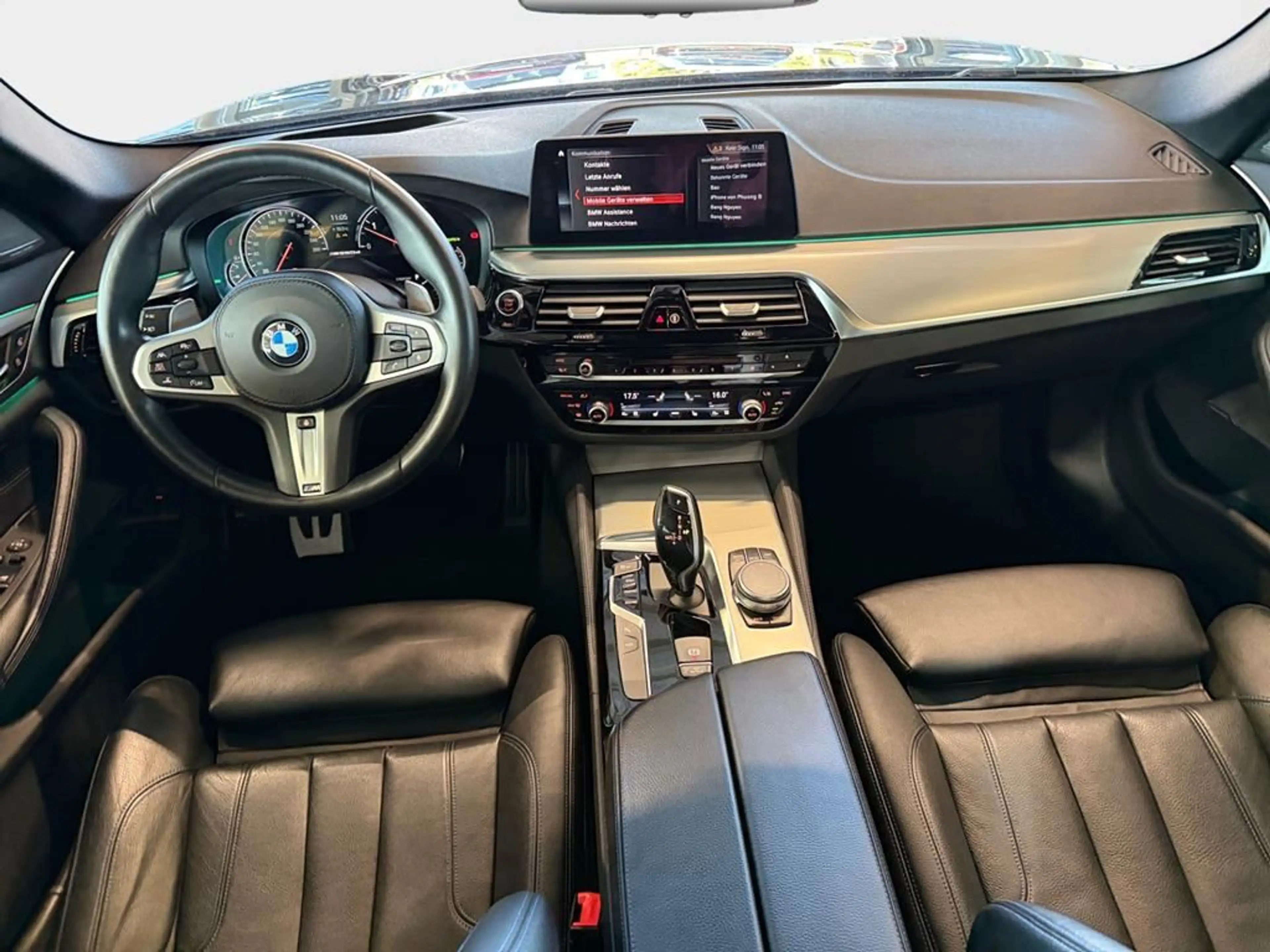 BMW M550 M Sport — photo 12