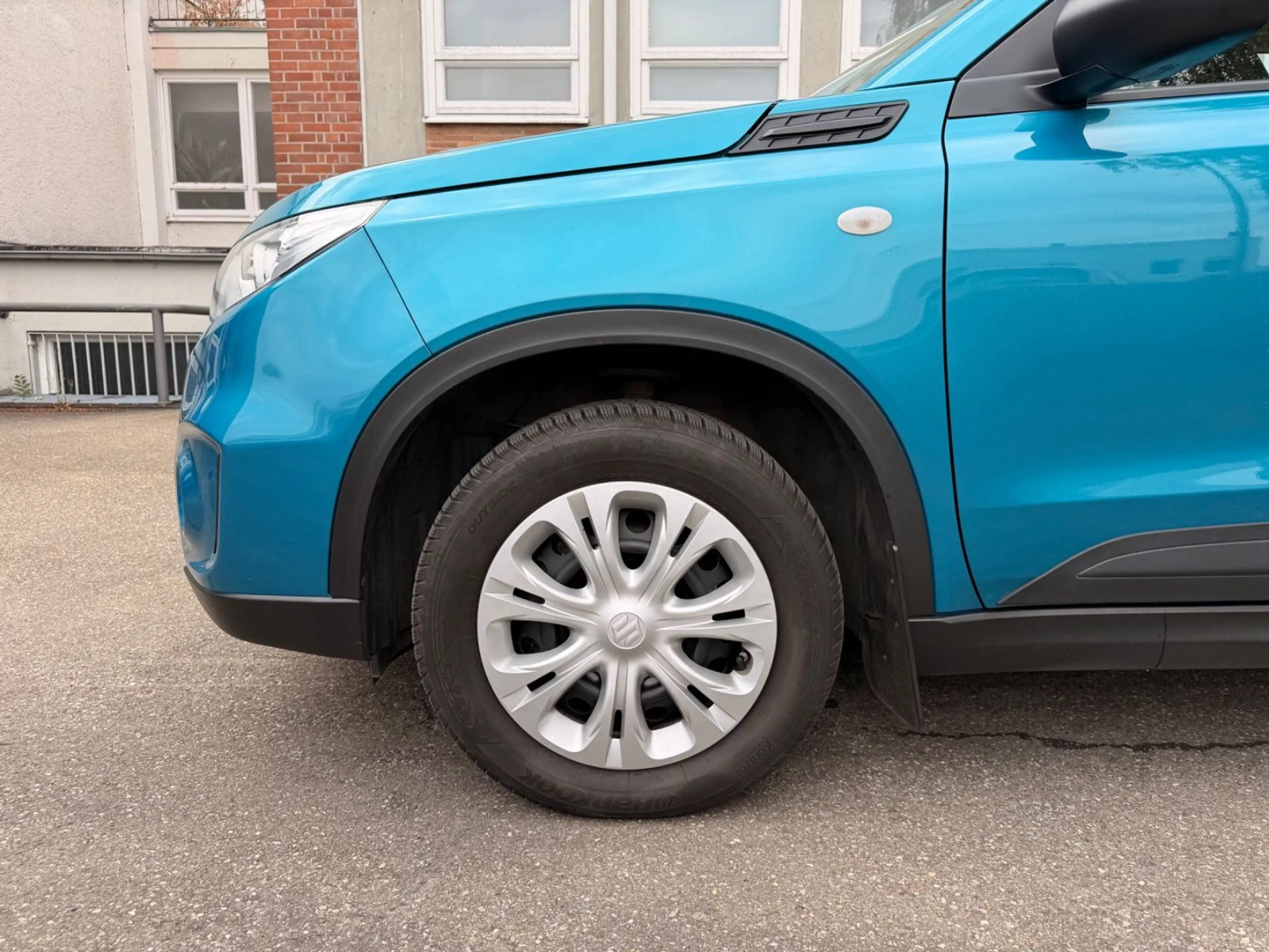 Suzuki Vitara 1.6 4x4 SHZ Kamera Abstandtemp. AHK — photo 7