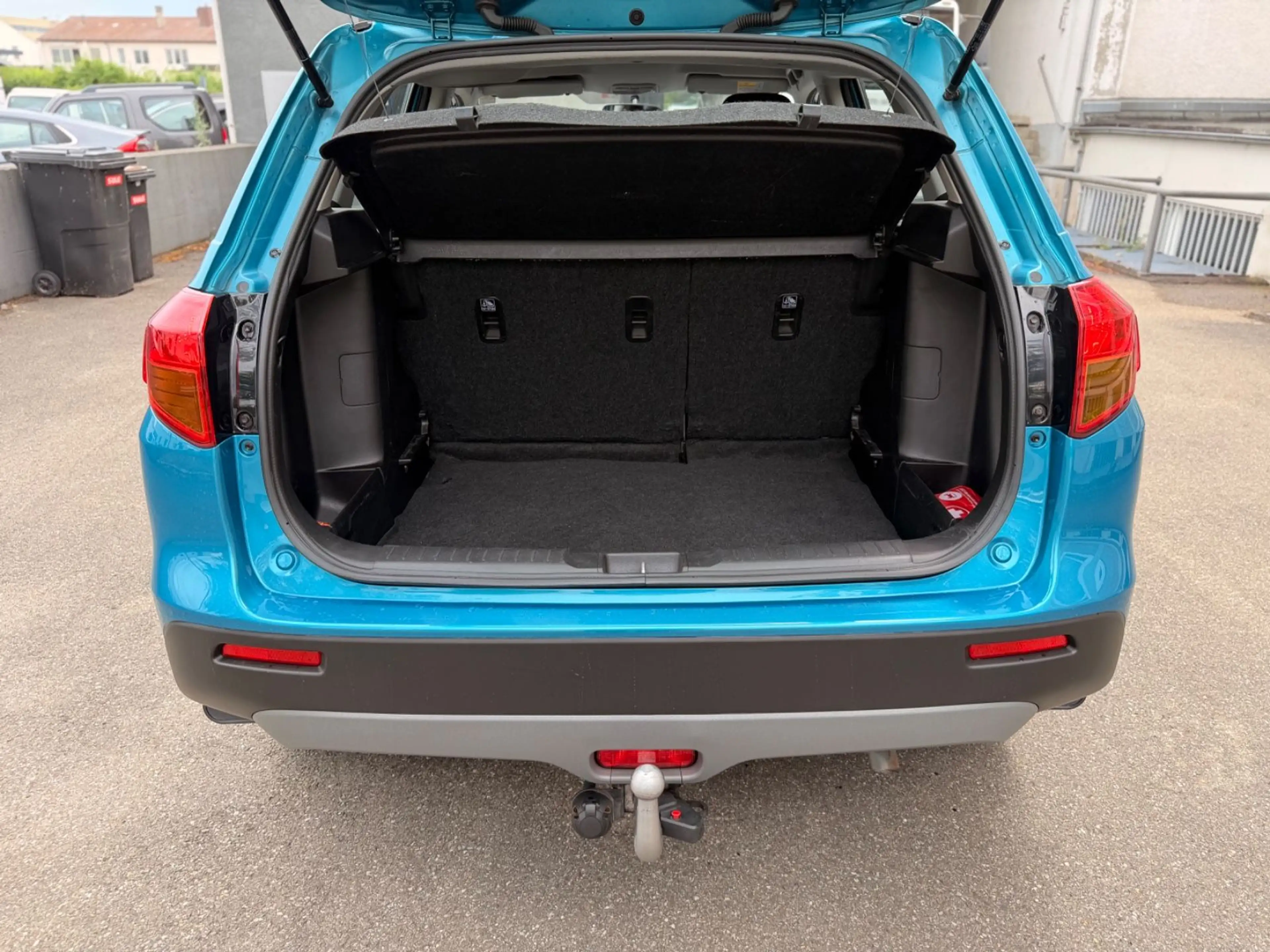 Suzuki Vitara 1.6 4x4 SHZ Kamera Abstandtemp. AHK — photo 11