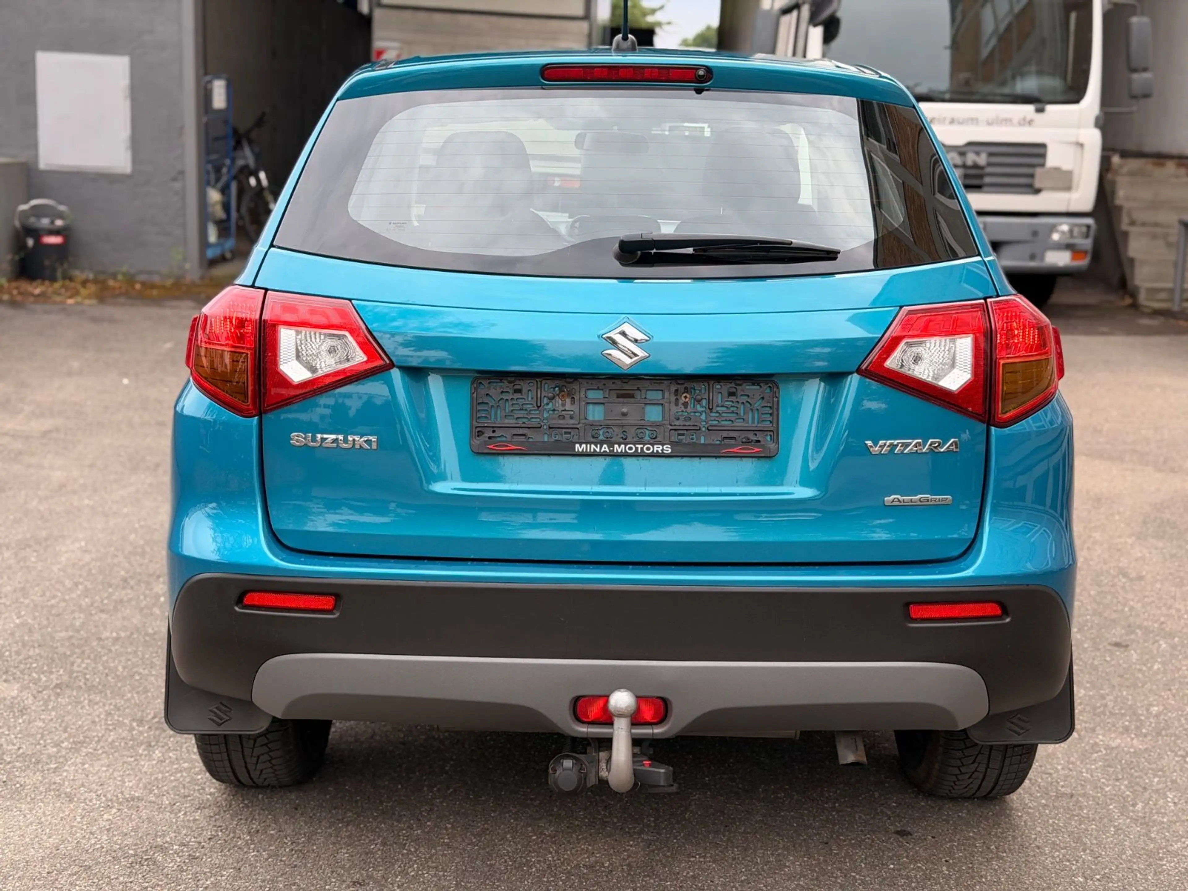 Suzuki Vitara 1.6 4x4 SHZ Kamera Abstandtemp. AHK — photo 5