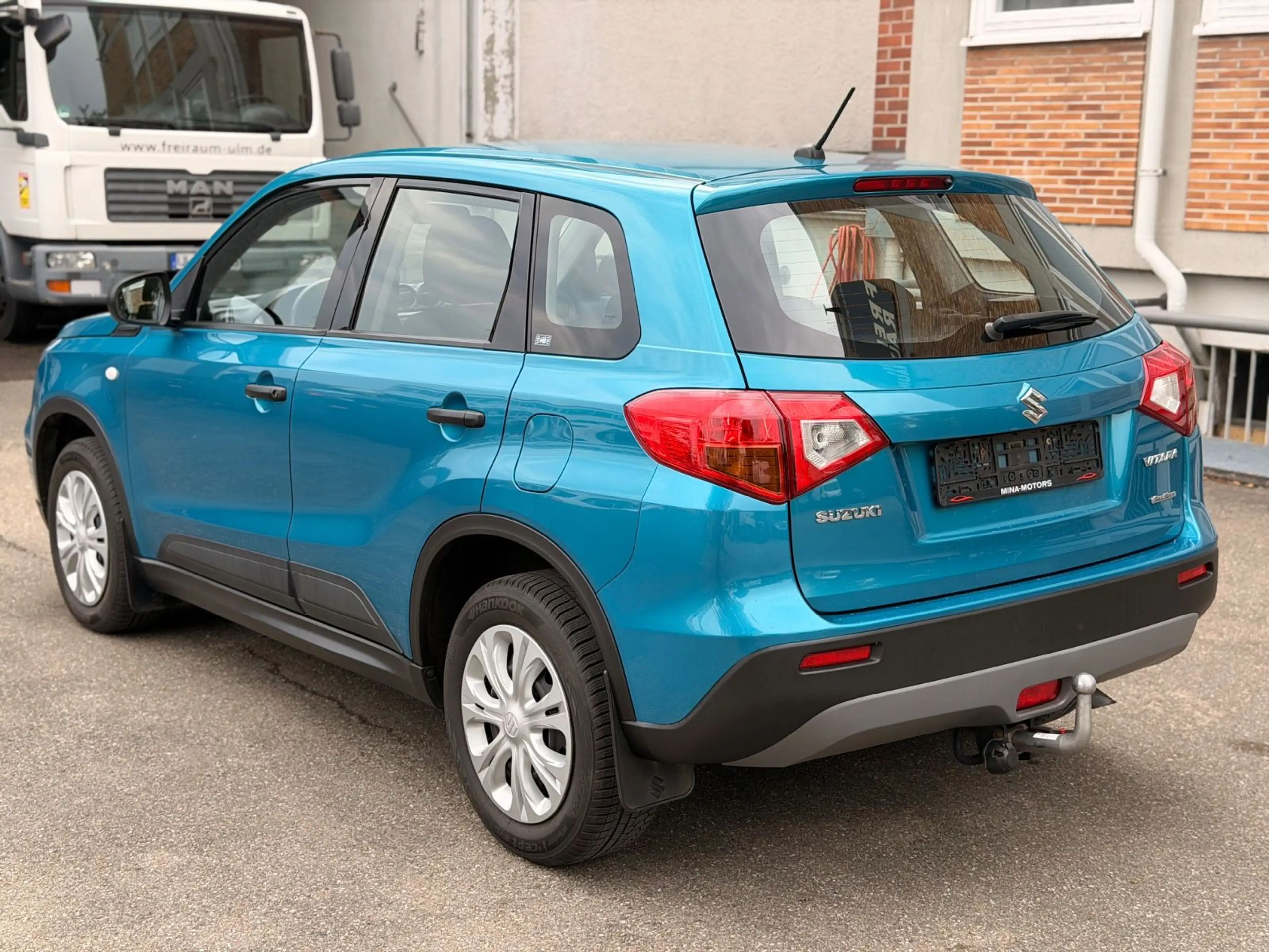 Suzuki Vitara 1.6 4x4 SHZ Kamera Abstandtemp. AHK — photo 6