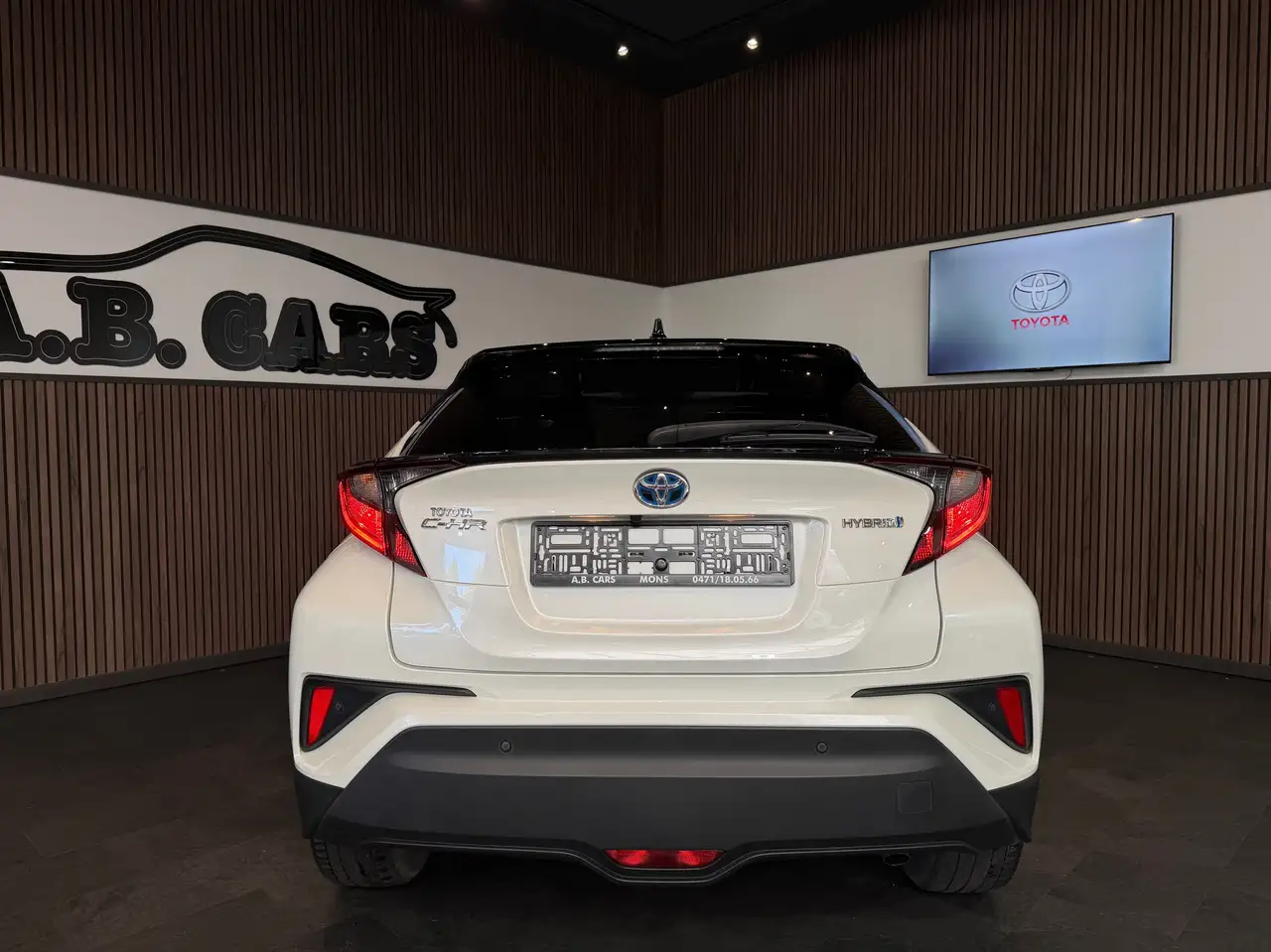 Toyota C-HR Hybrid 1.8i VVT-i AUTOMATIQUE HISTORIQUE FULL 1ERPRO GARANTIE 12M, миниатюра 5