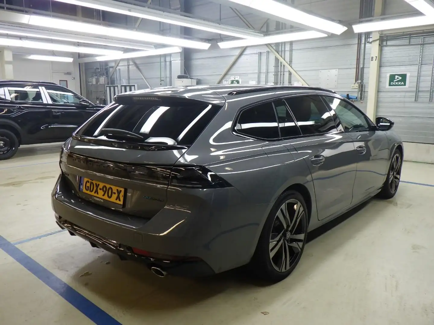 Peugeot 508 SW 1.6 HYbrid 225 GT Verwacht | Navigatie | Afn. T Grijs - 2