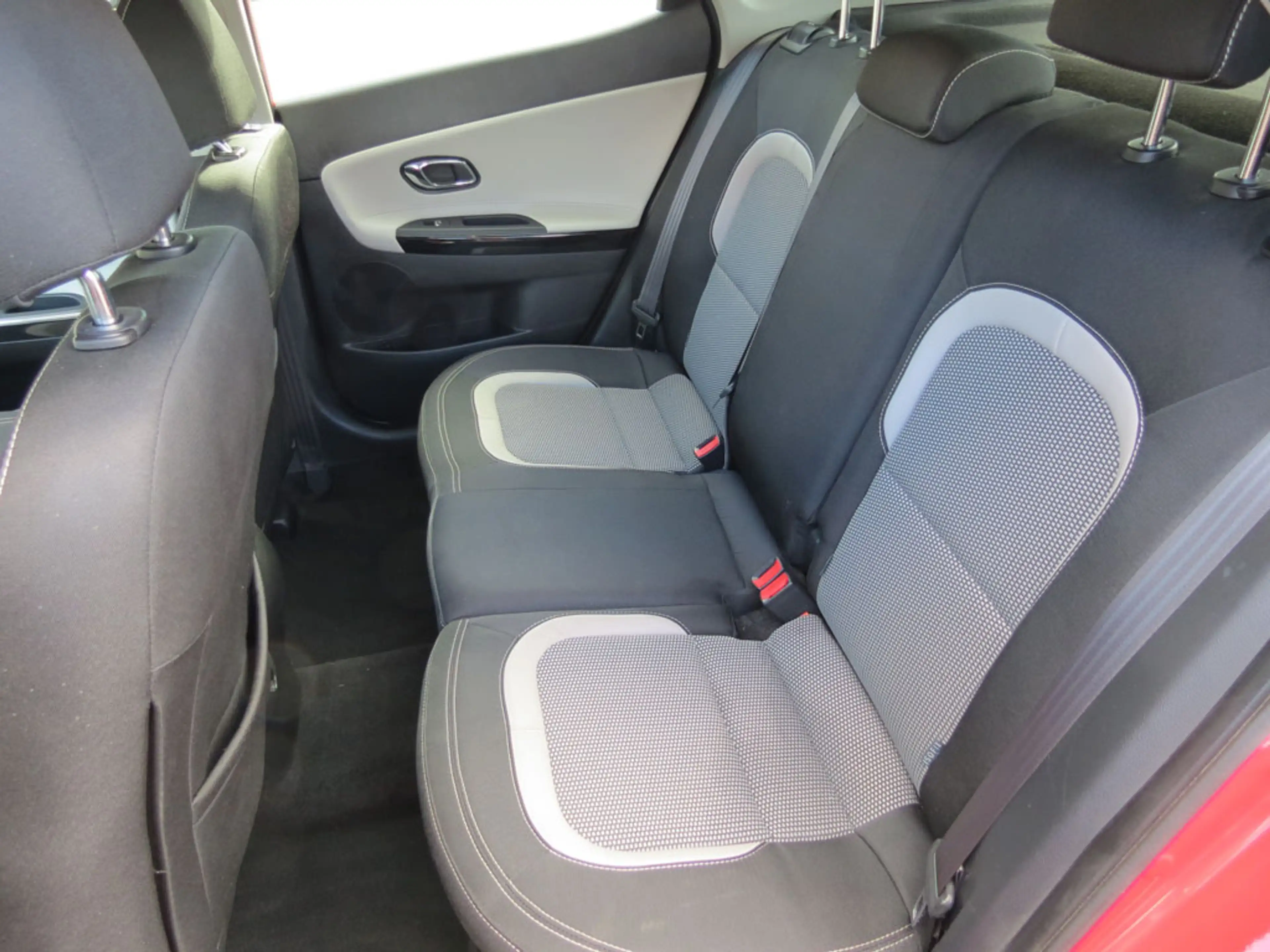 Kia Ceed / cee'd Dream Team ISG Navi Kamera — photo 12