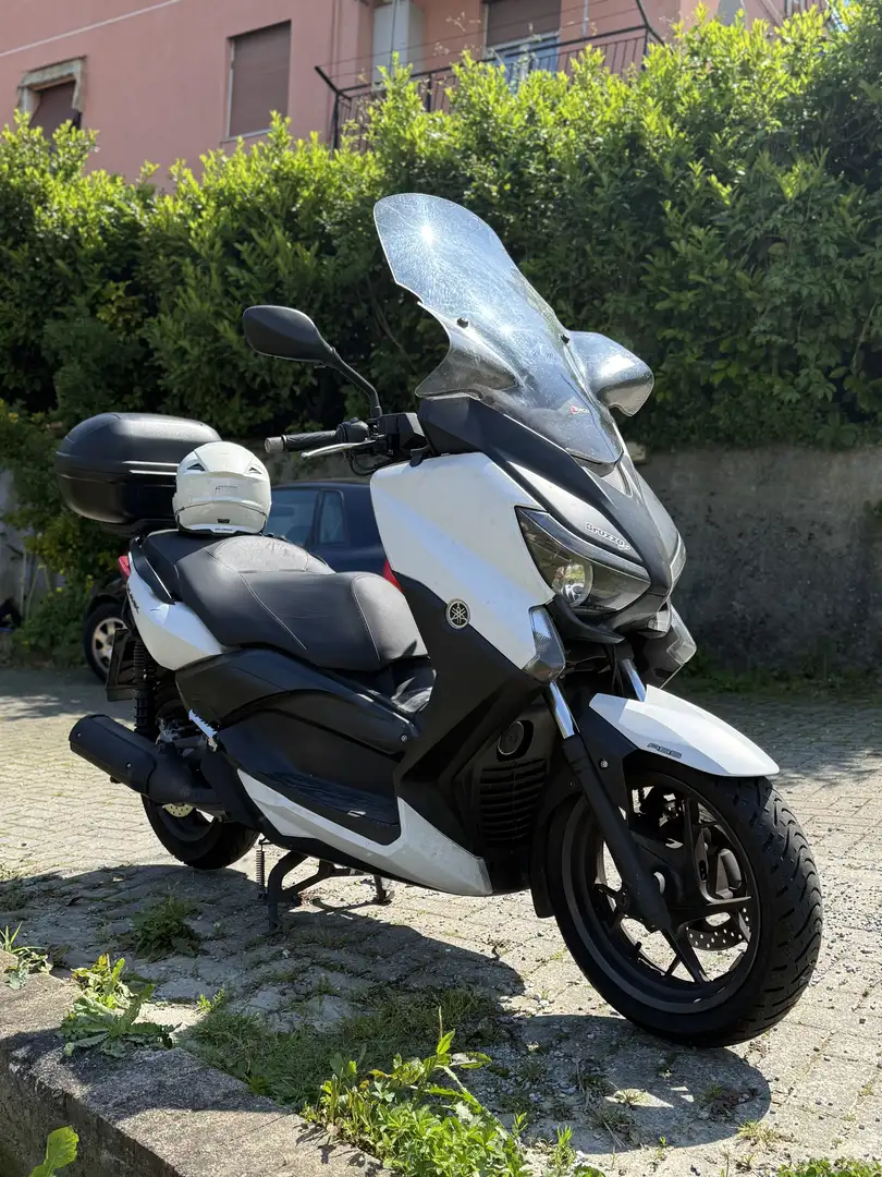 Yamaha X-Max 250 ABS - 2
