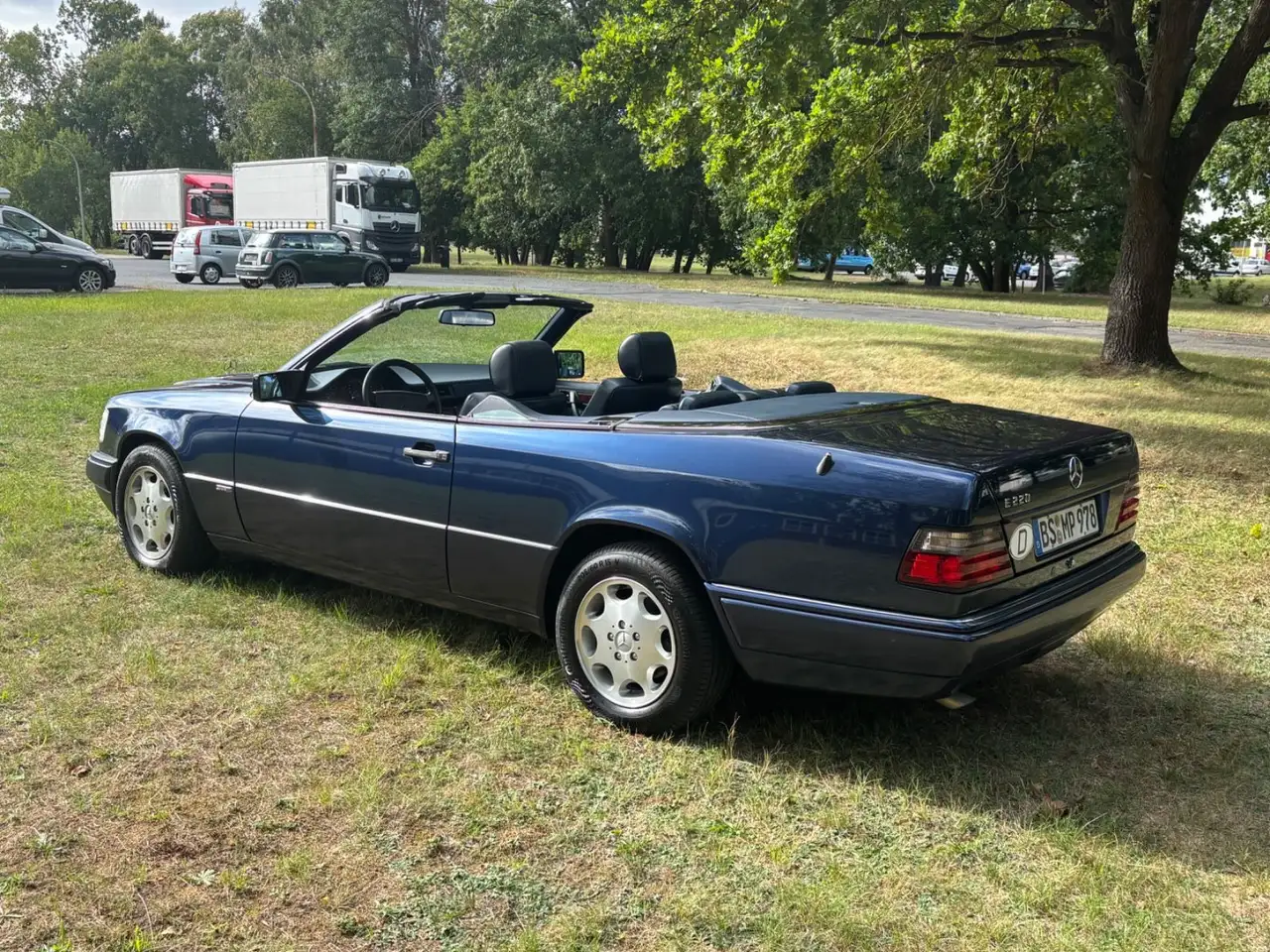 Mercedes-Benz E 220 Cabrio Sportline, 1. Hd, Scheckheft, Klima, foto 3