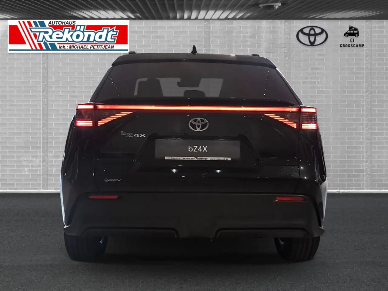 Toyota bZ4X Facelift 2026 Teamplayer Elektromotor 165 kW / 73 5