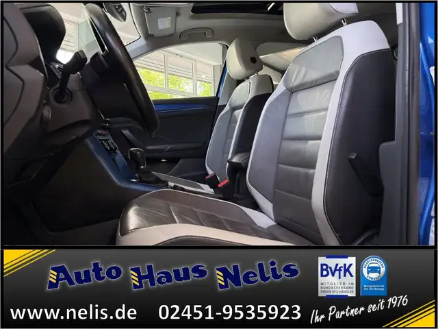 Volkswagen T-Roc view 8
