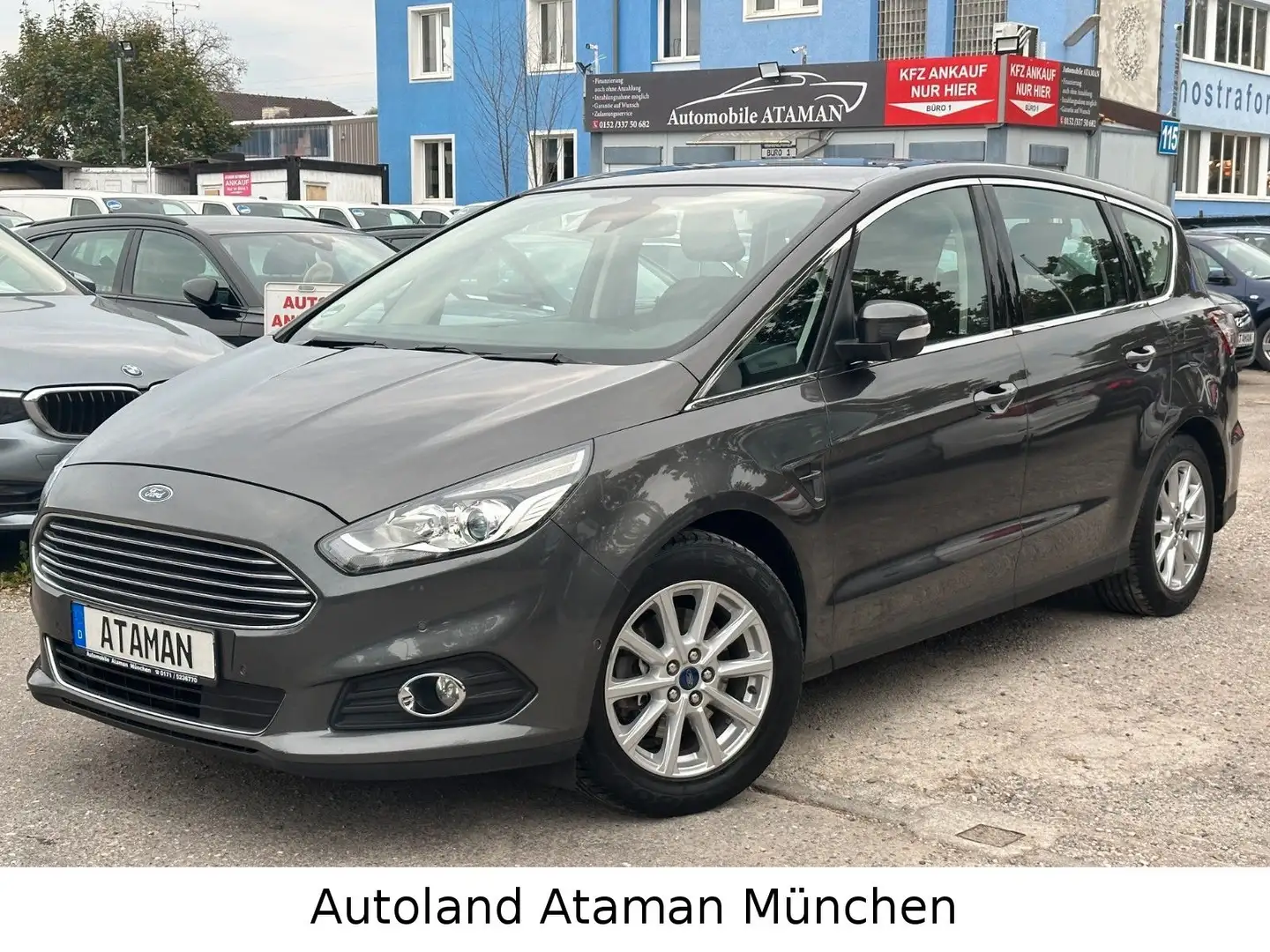 Ford S-Max 2.0 TDCi *Titanium*  / Navi / PDC / Euro6 Grau - 1