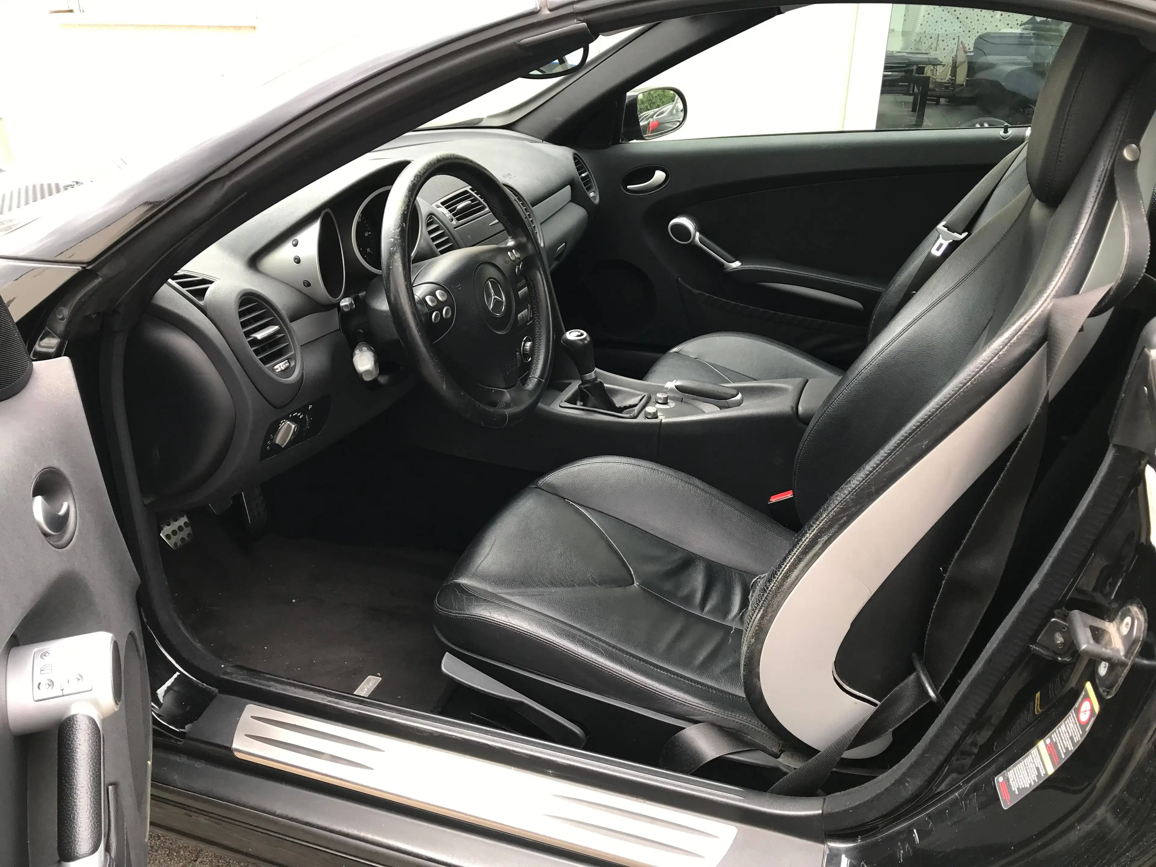 Mercedes-Benz SLK 200 SLK 200 Roadster Kompressor AMG ALUS LEDER KLIMA — photo 7