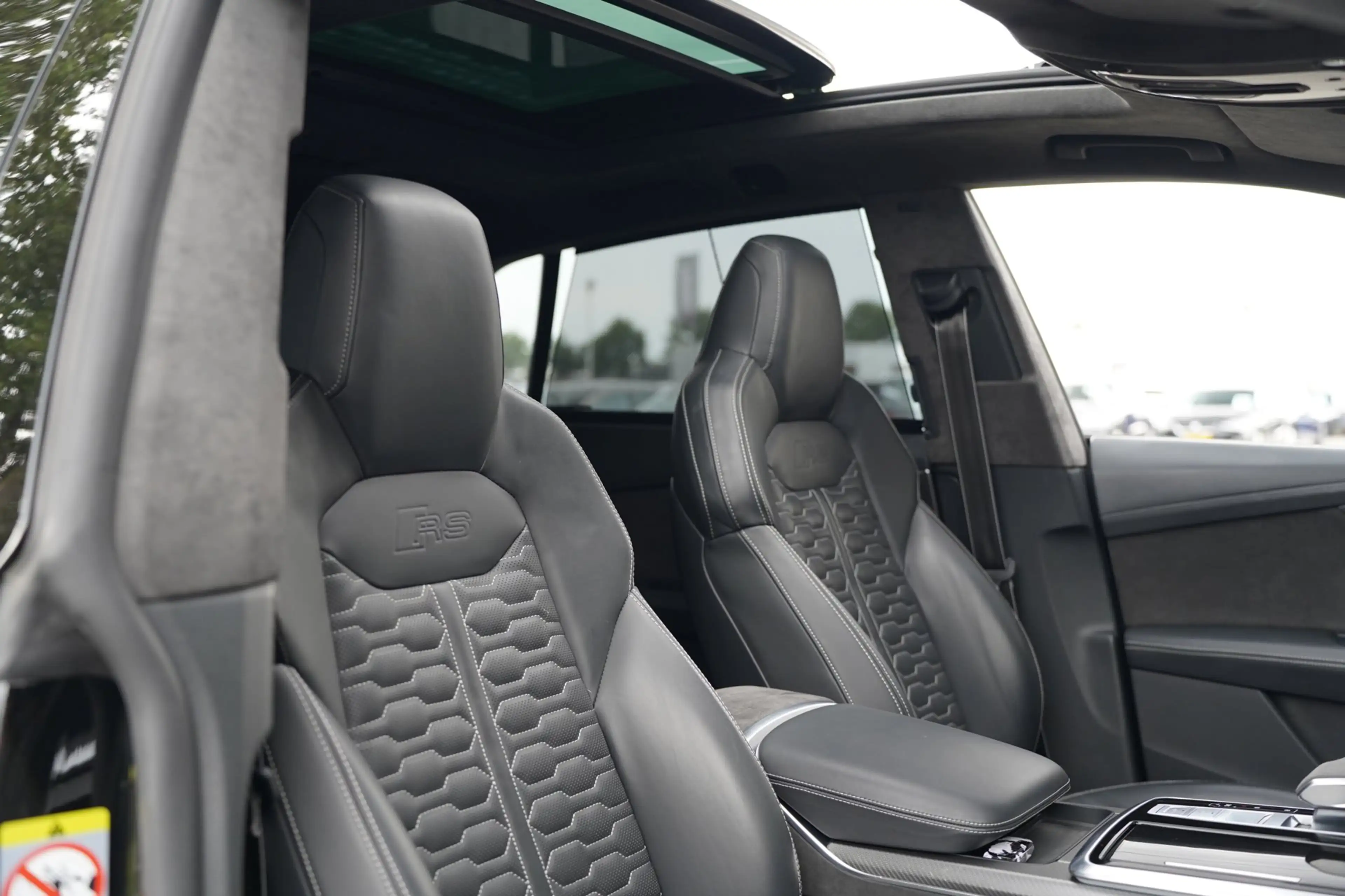 Audi RS Q8 4.0 TFSI Q8 quattro Pano Ceramic Leder B&O 360Cam — photo 4