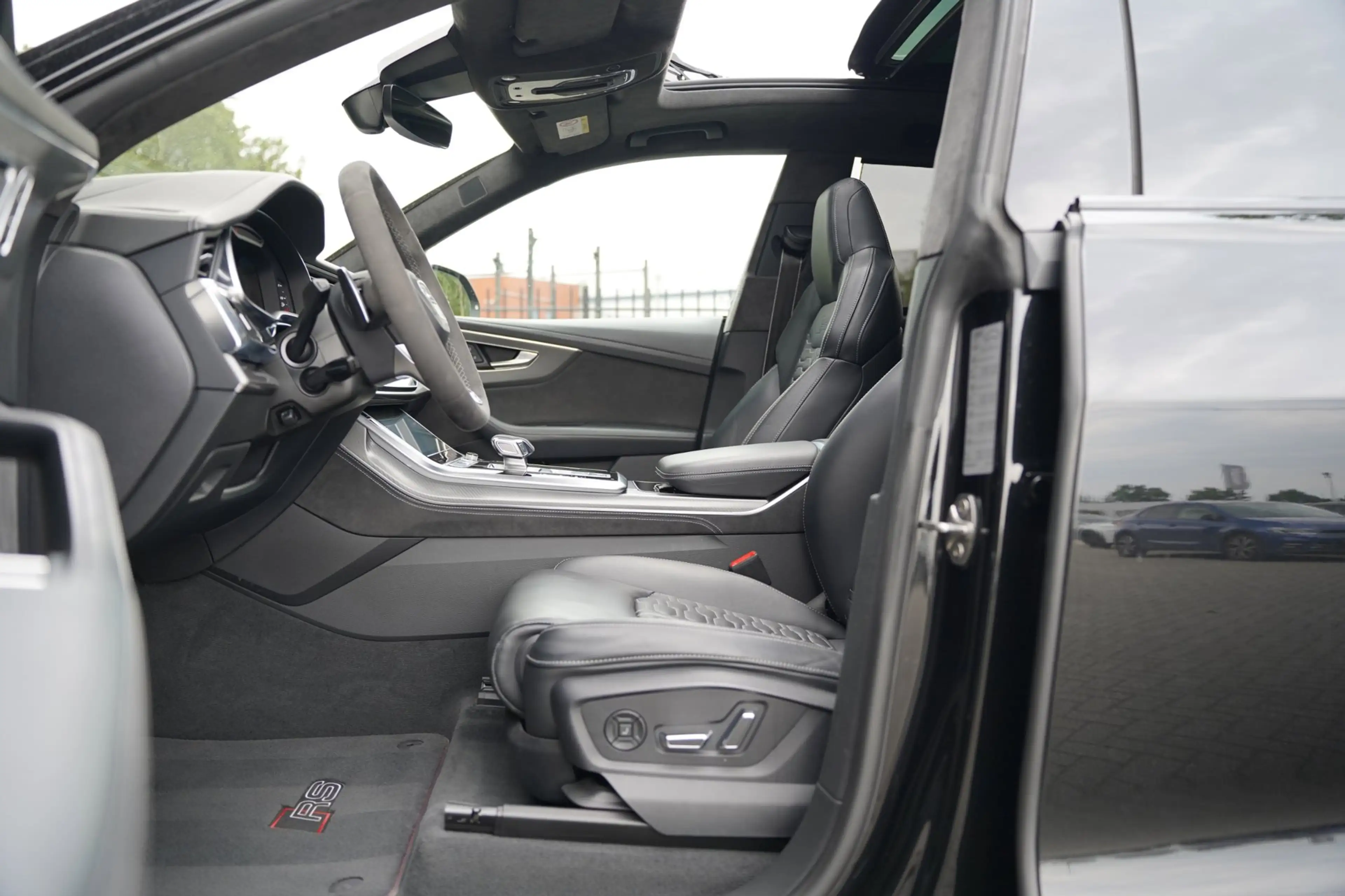 Audi RS Q8 4.0 TFSI Q8 quattro Pano Ceramic Leder B&O 360Cam — photo 15