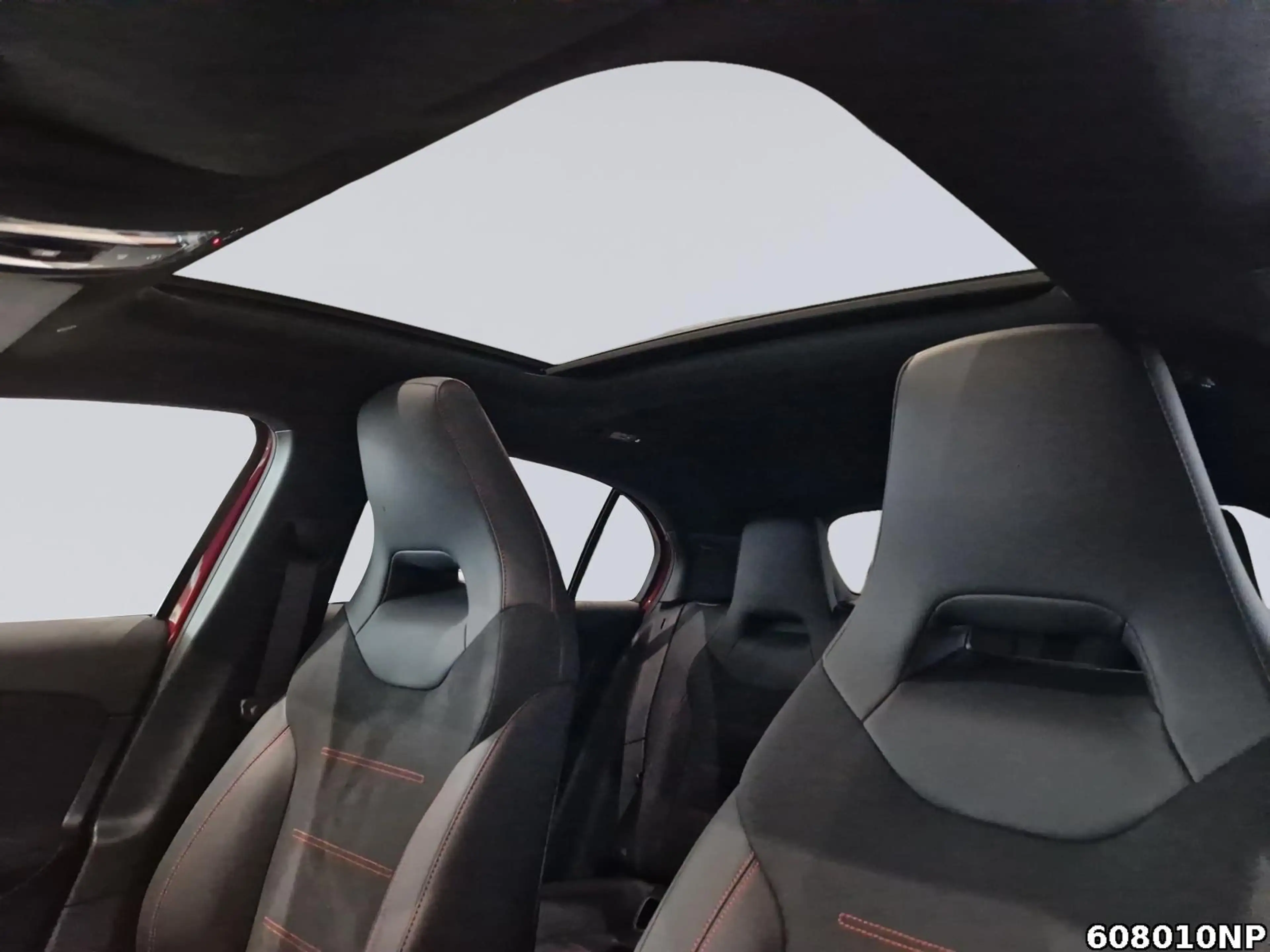 Mercedes-Benz A 180 AMG 360° Memory Pano HUD Multibeam 19"LM — photo 13