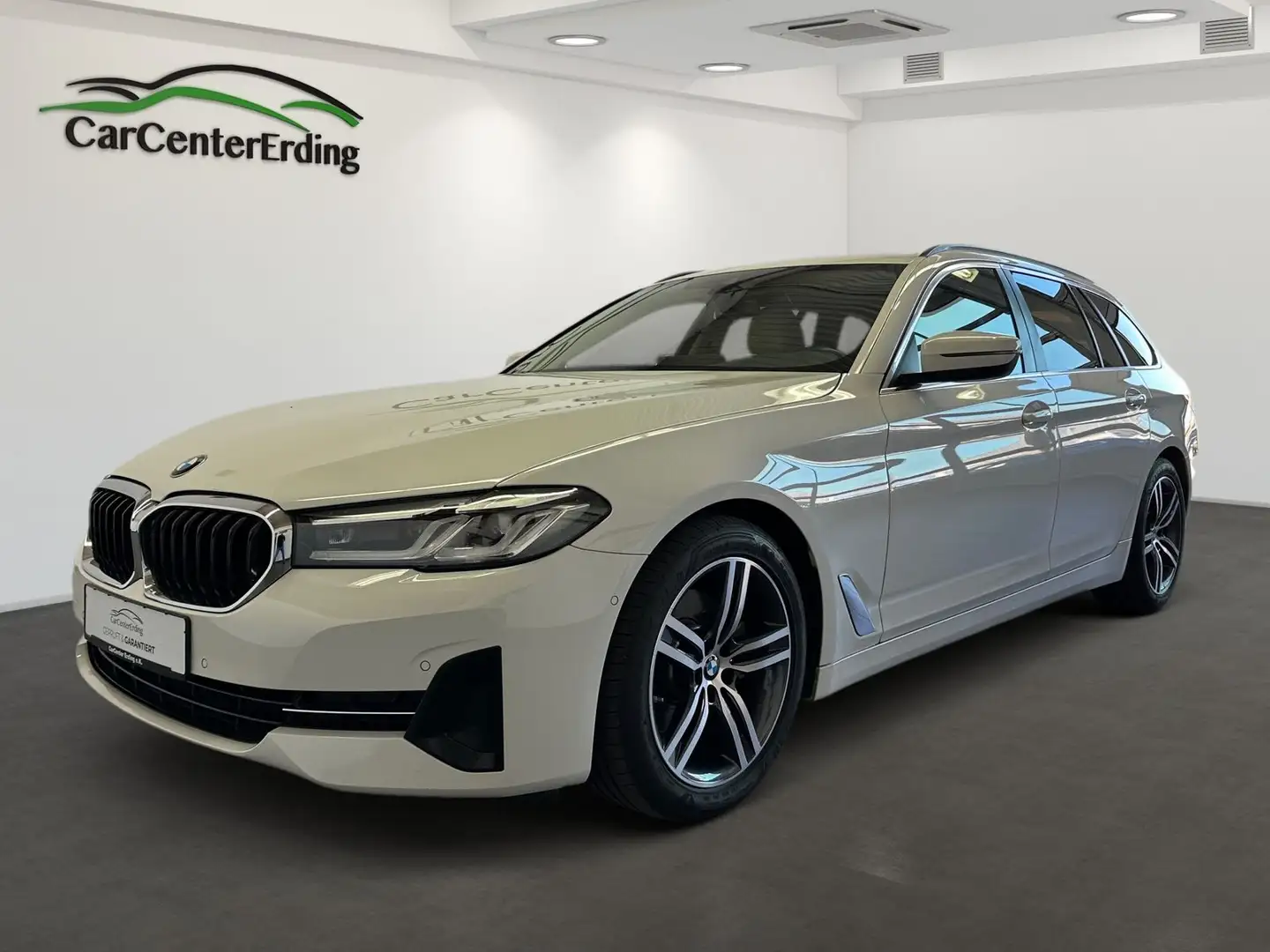 BMW 520 dT xDrive*A.LED*Navi*Leder*Kamera*M Fahrwerk Blanco - 1