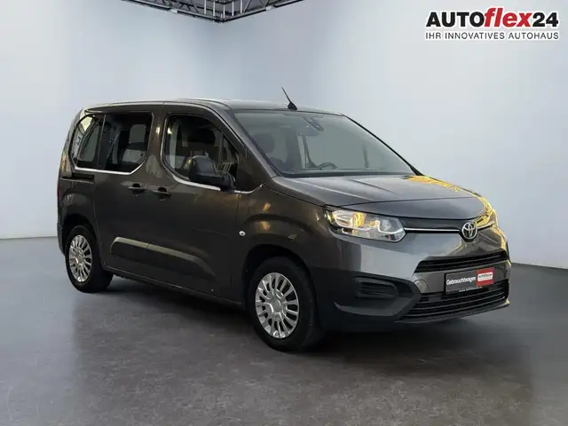 Toyota Proace City Verso 1.2 L1 Combi S/S 81 kW (110 PS), Sch...
