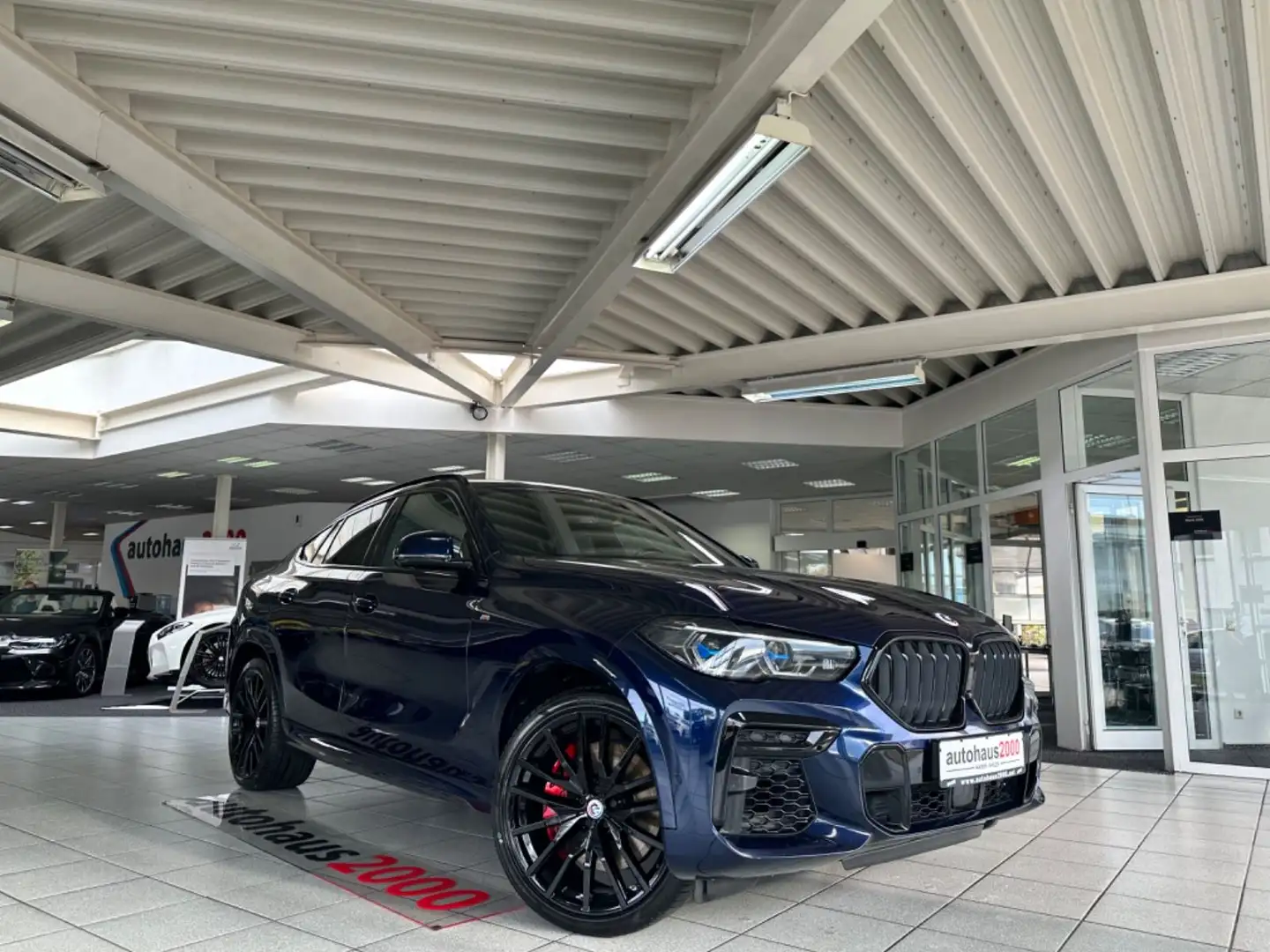 BMW X6 M i LASER/HUD/360°/SKY LOUNGE/NP: 148.348€ Bleu - 1