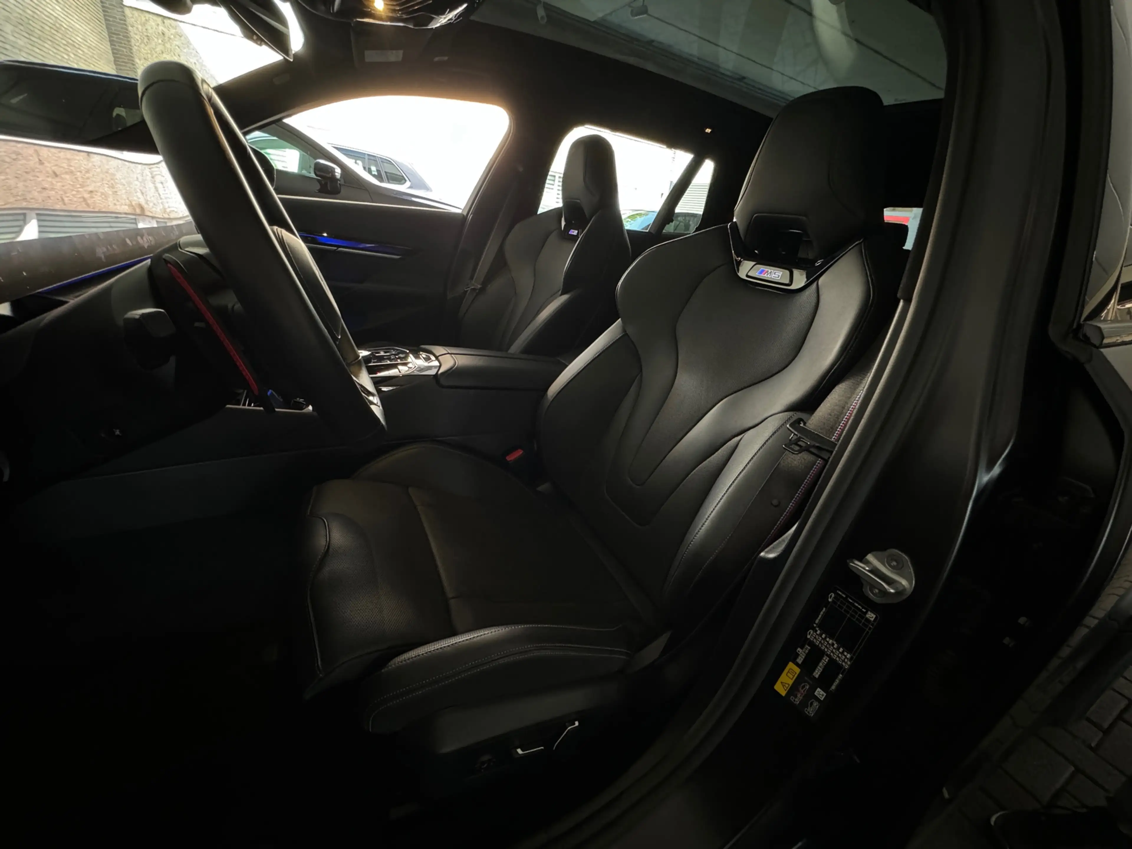 BMW M5 5-serie Touring Pano|Ceramic|B&W|HuD|Carbon|M Driv — photo 6