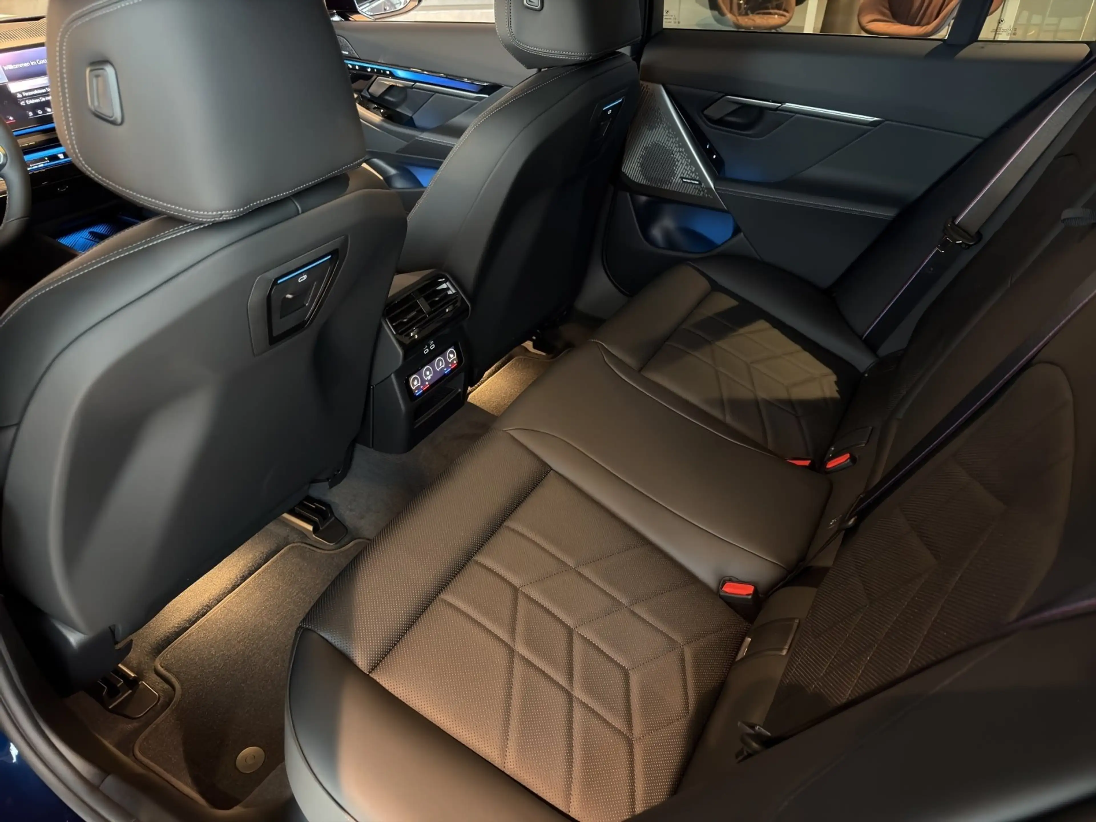 BMW 540 d xDrive M Sport Pro — photo 15