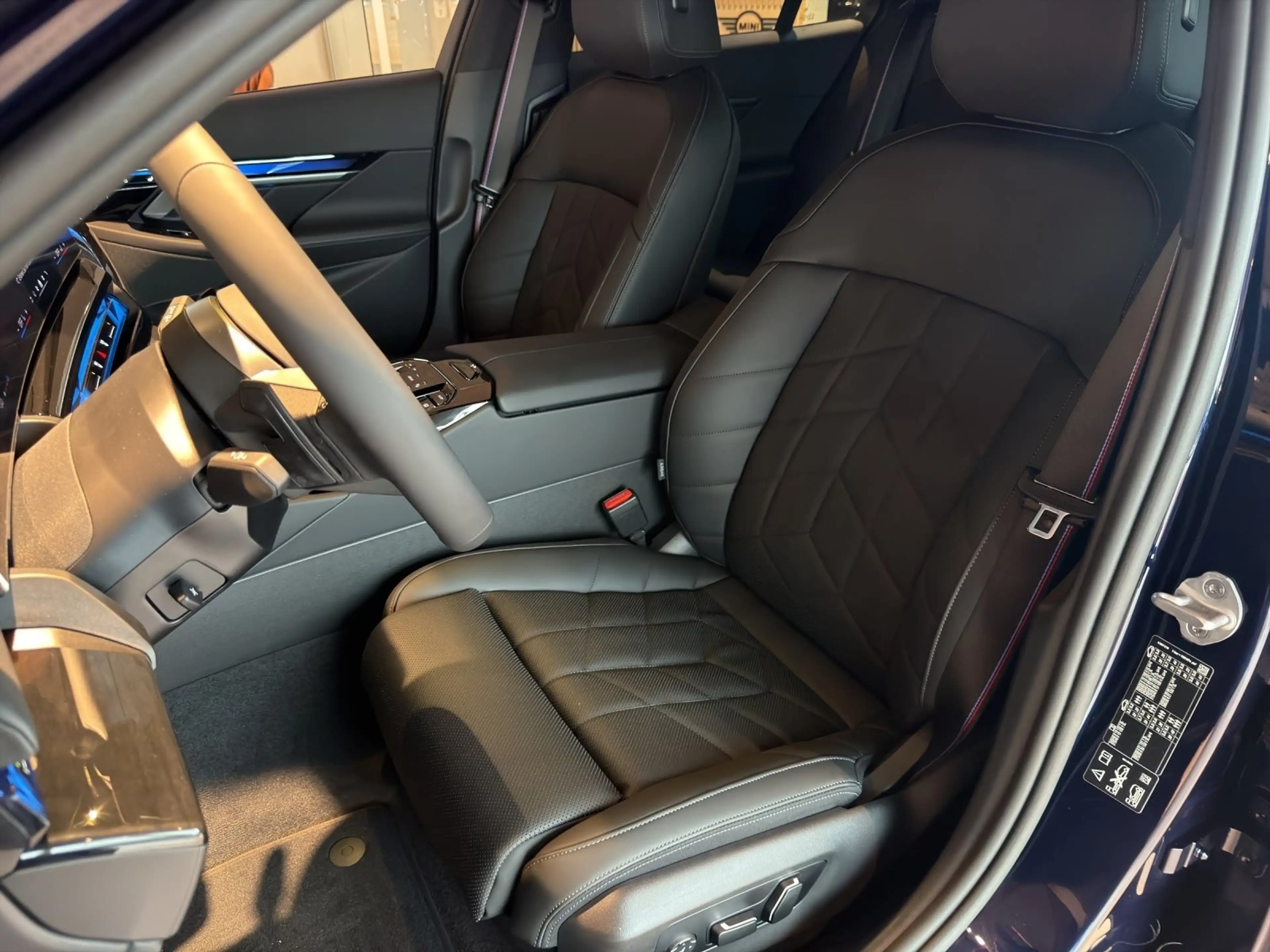 BMW 540 d xDrive M Sport Pro — photo 14