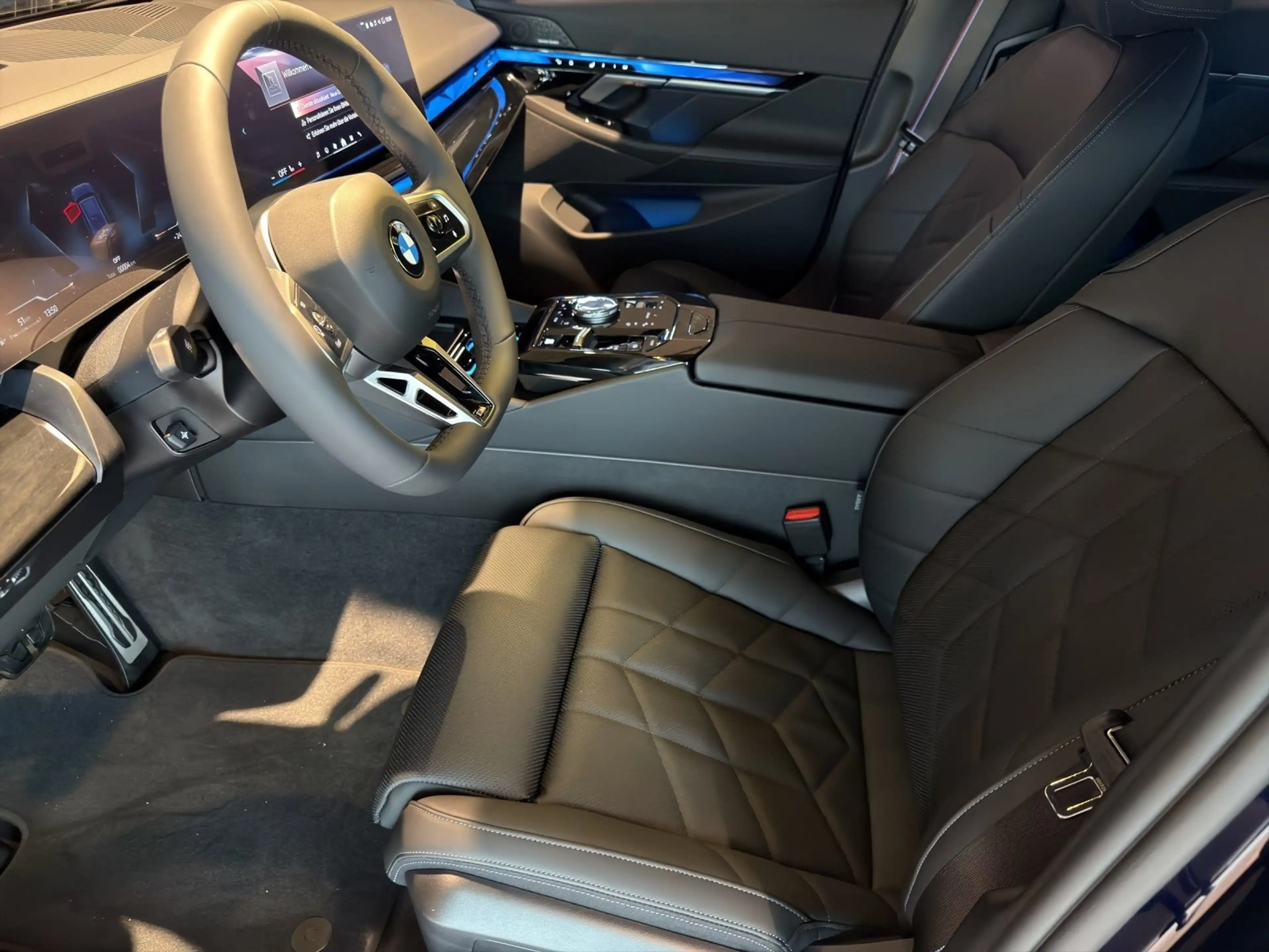 BMW 540 d xDrive M Sport Pro — photo 10